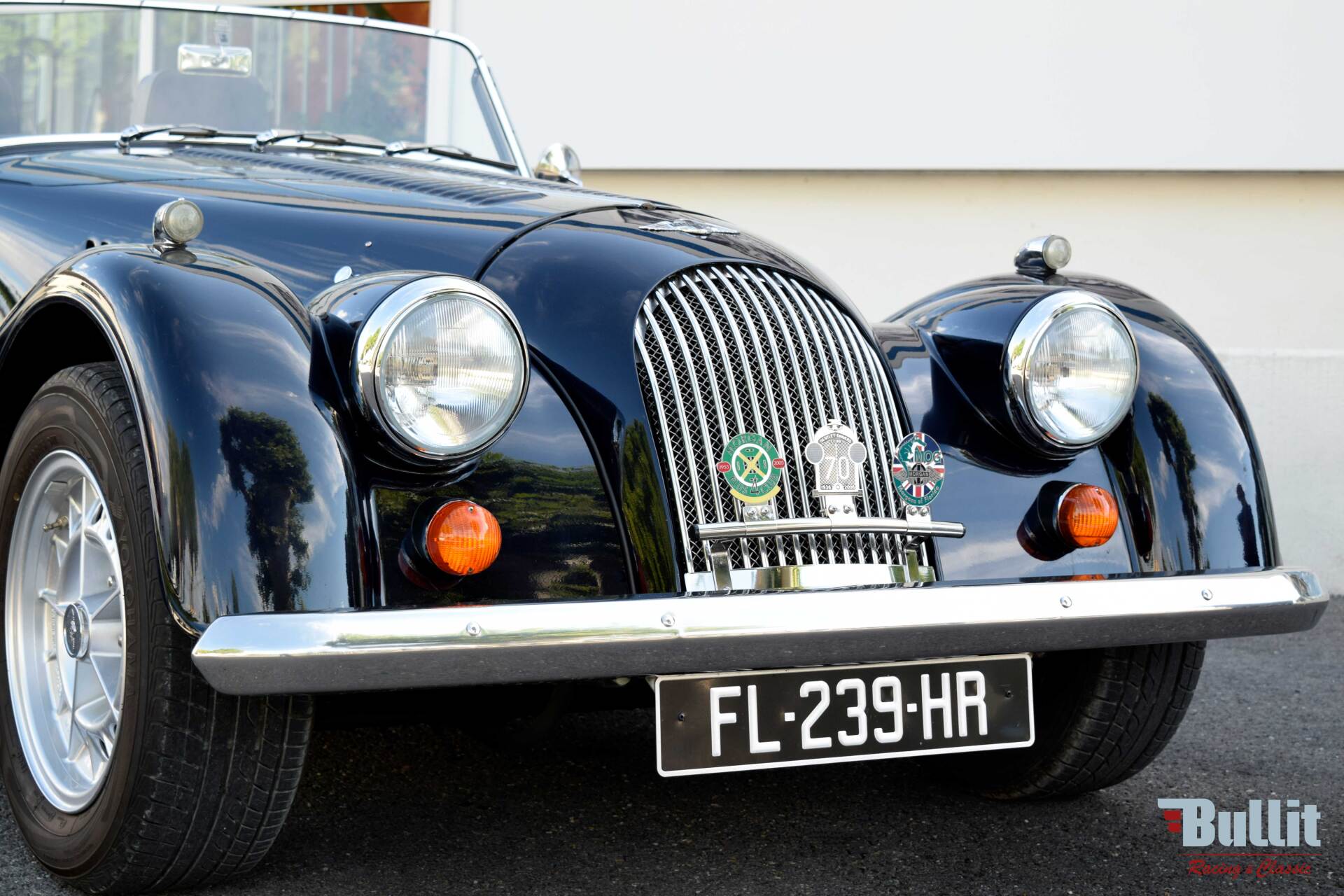 détail phares de Morgan 4/4 roadster V6 de 2006