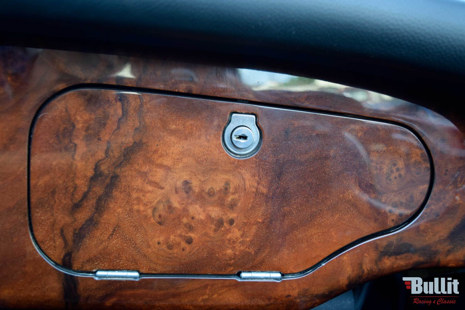 boite à gants de Morgan 4/4 roadster V6 de 2006