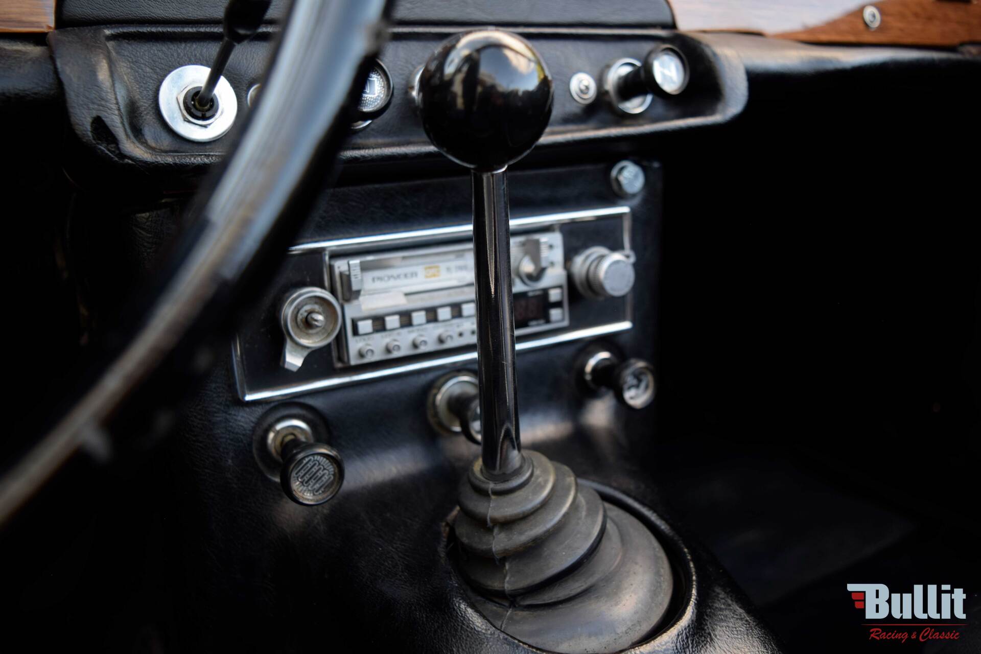 levier de vitesses de Triumph TR4A irs de 1966