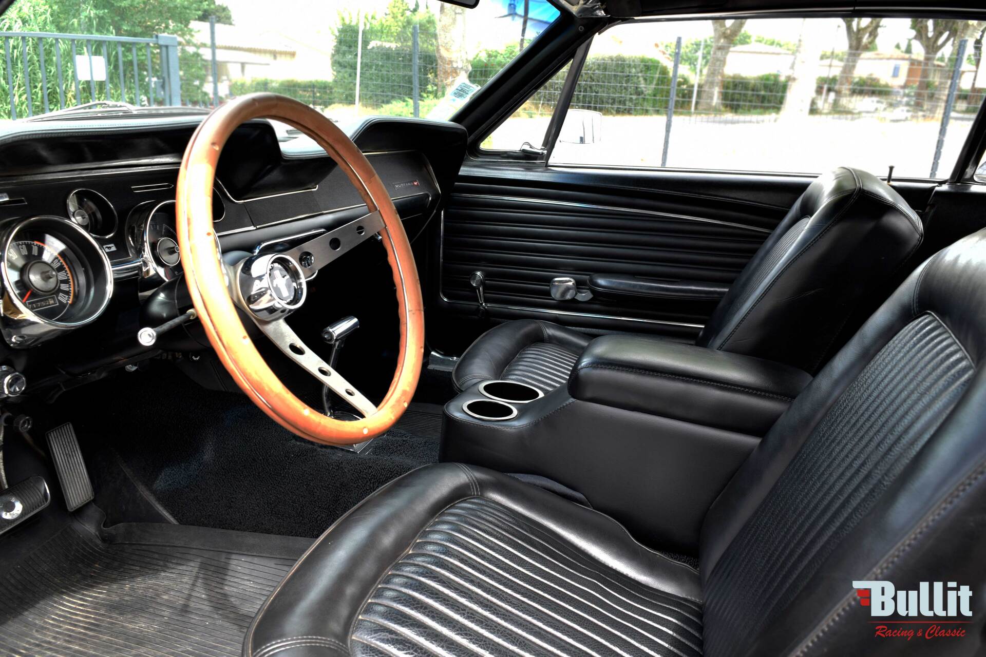 Intérieur de Mustang cabriolet de 1968