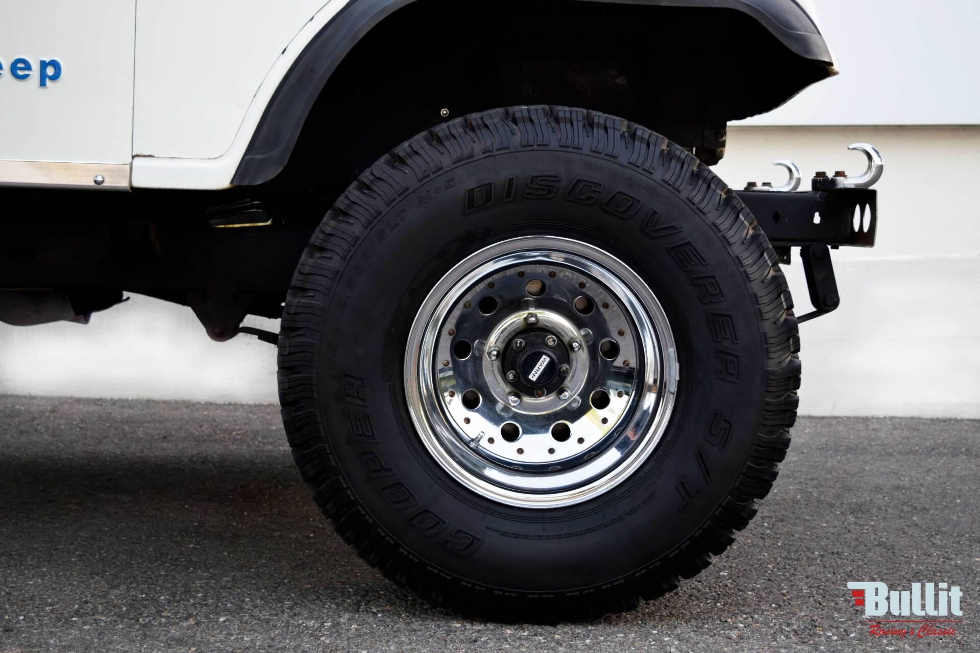 Roue de JEEP CJ5 de 1981