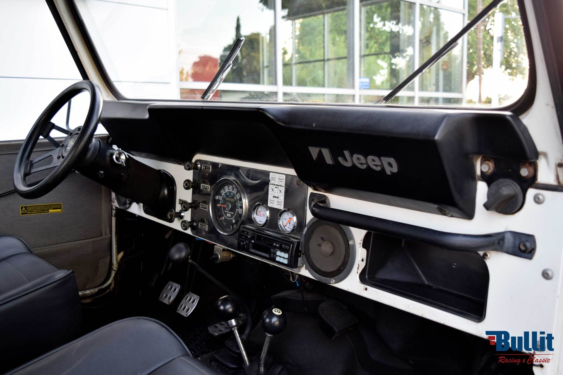 tableau de bord de JEEP CJ5 de 1981