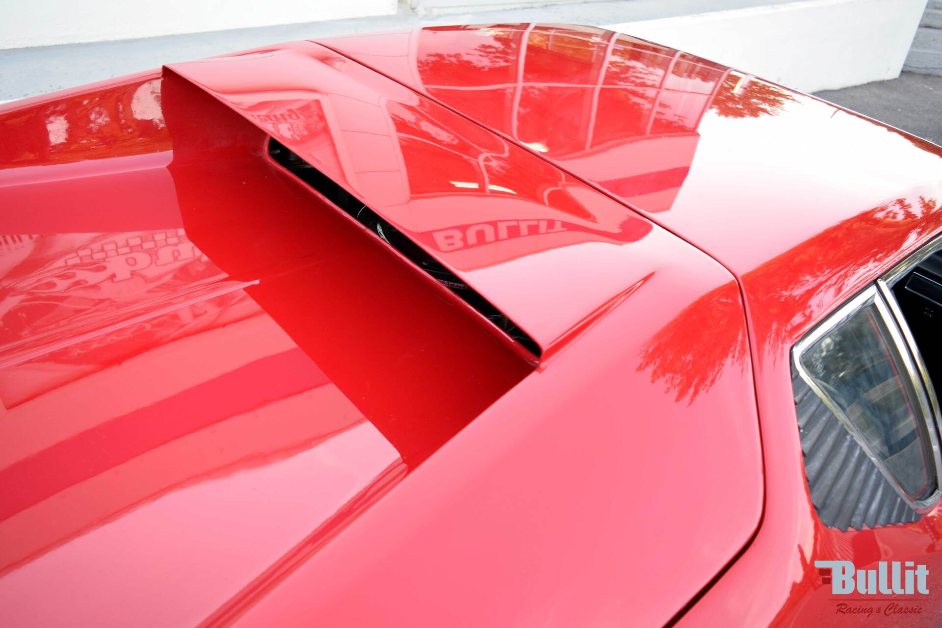 arriere de DE TOMASO PANTERA GTS 1971 ROUGE