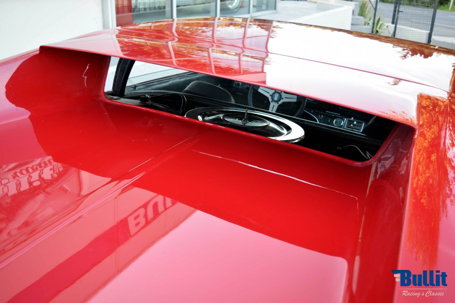 vitre arriere de DE TOMASO PANTERA GTS 1971 ROUGE