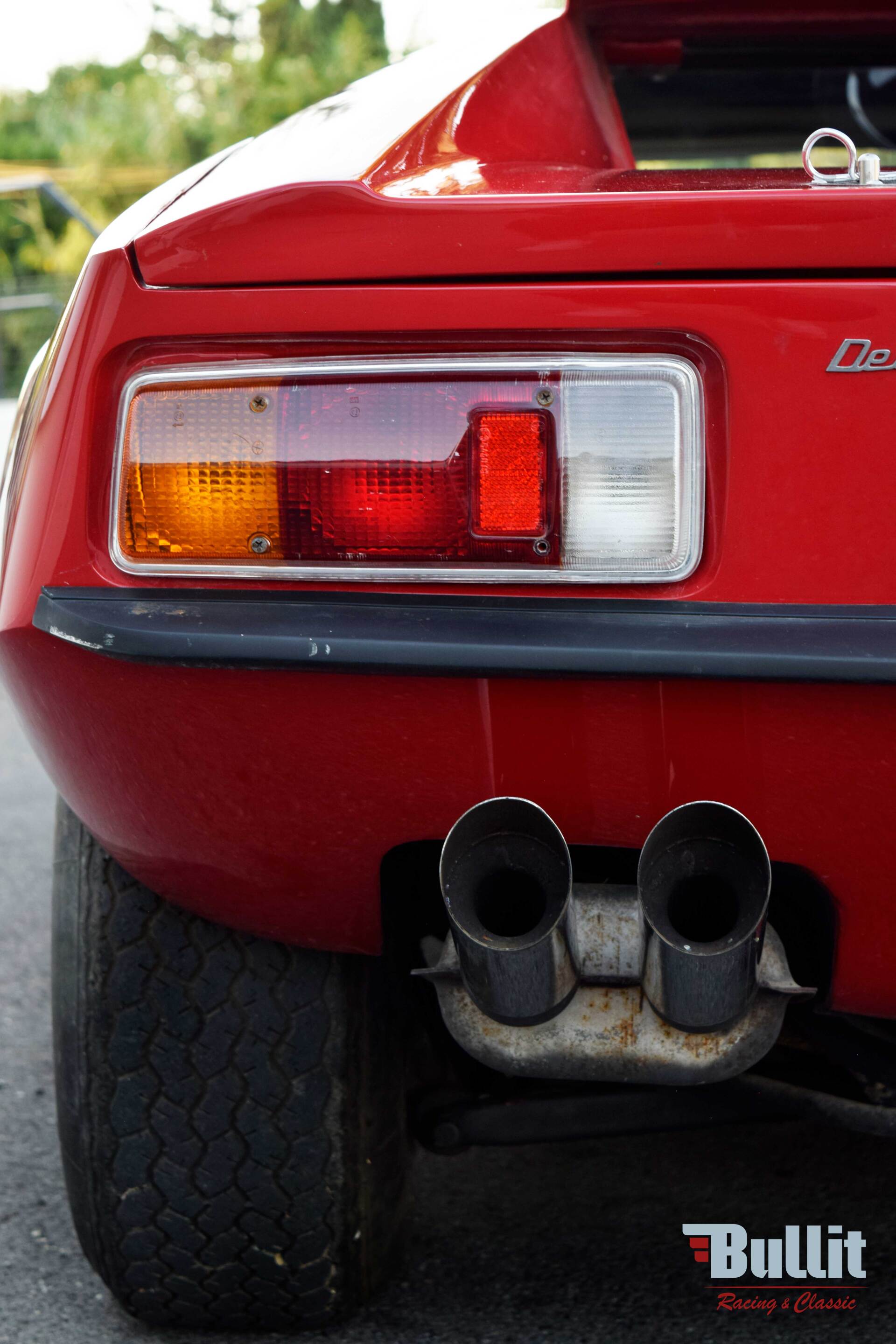 feu arriere de DE TOMASO PANTERA GTS 1971 ROUGE