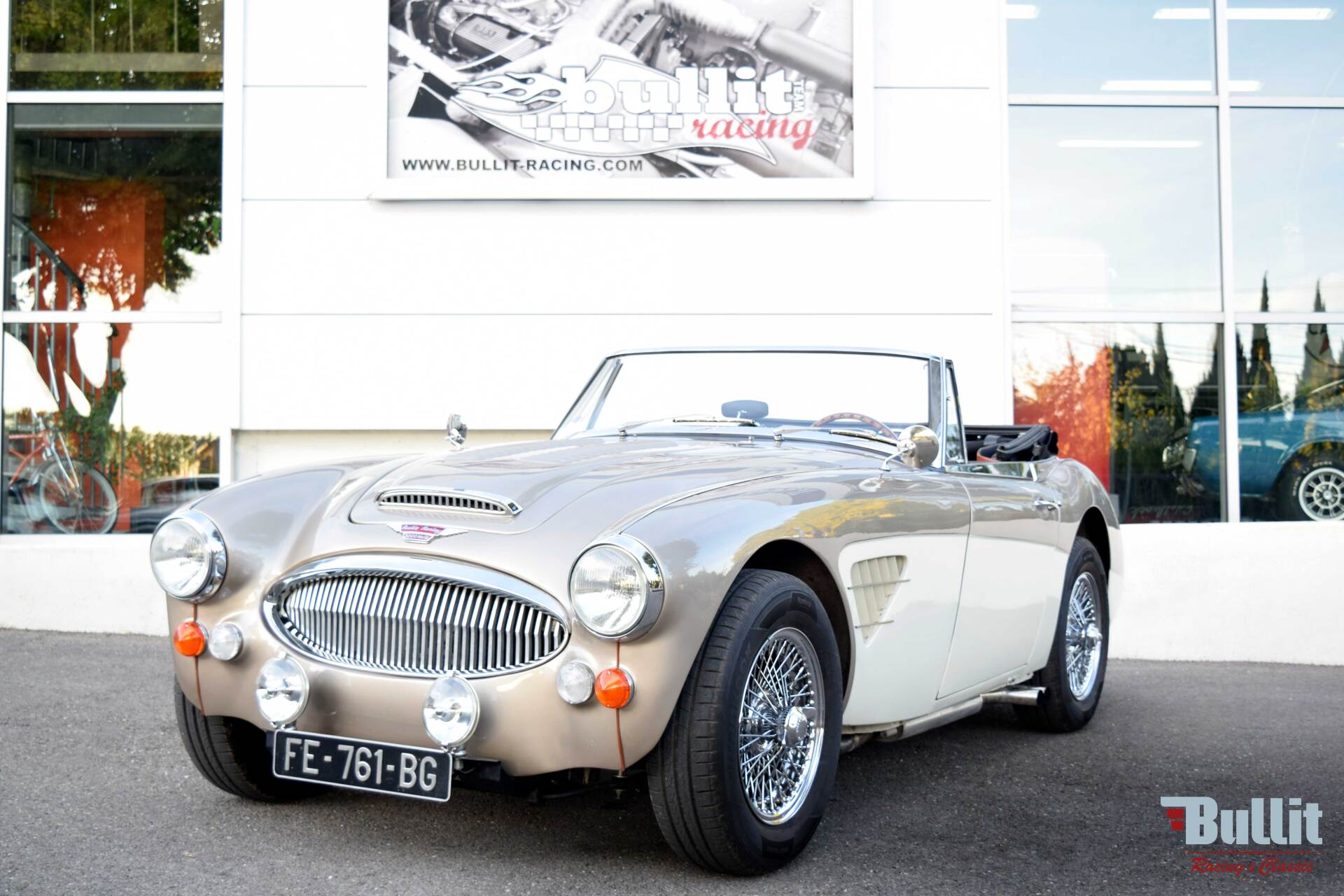 Austin Healey 3000 MK3 - 1967 vue 3/4 avant gauche