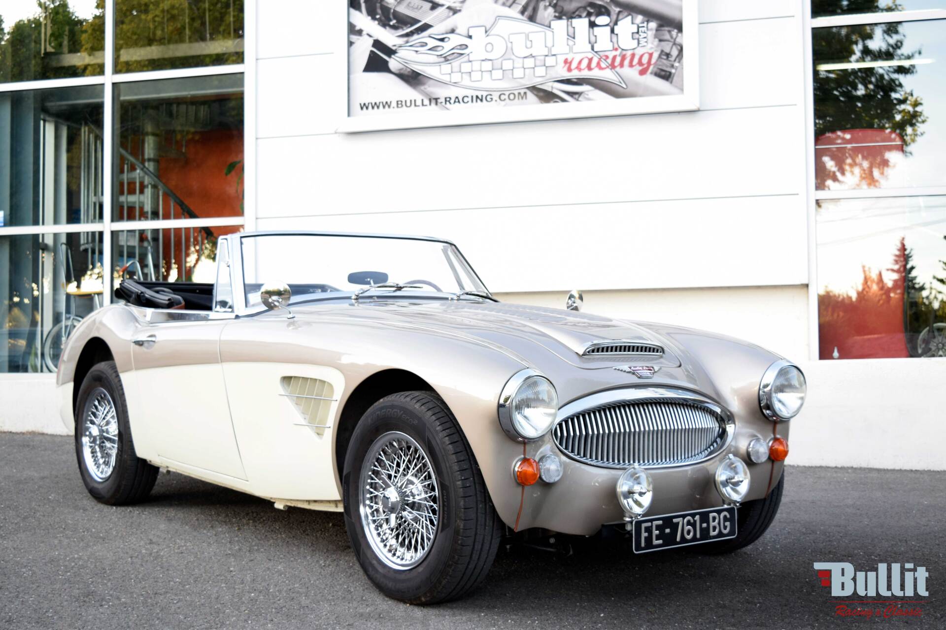 Austin Healey 3000 MK3 - 1967 vue 3/4 avant droit