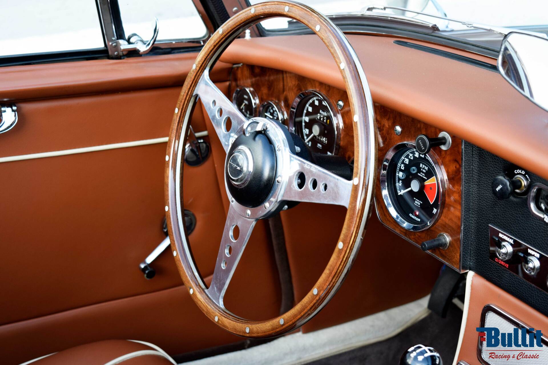 tableau de bord de Austin Healey BJ8 3000 MK3 phase 2 de 1967