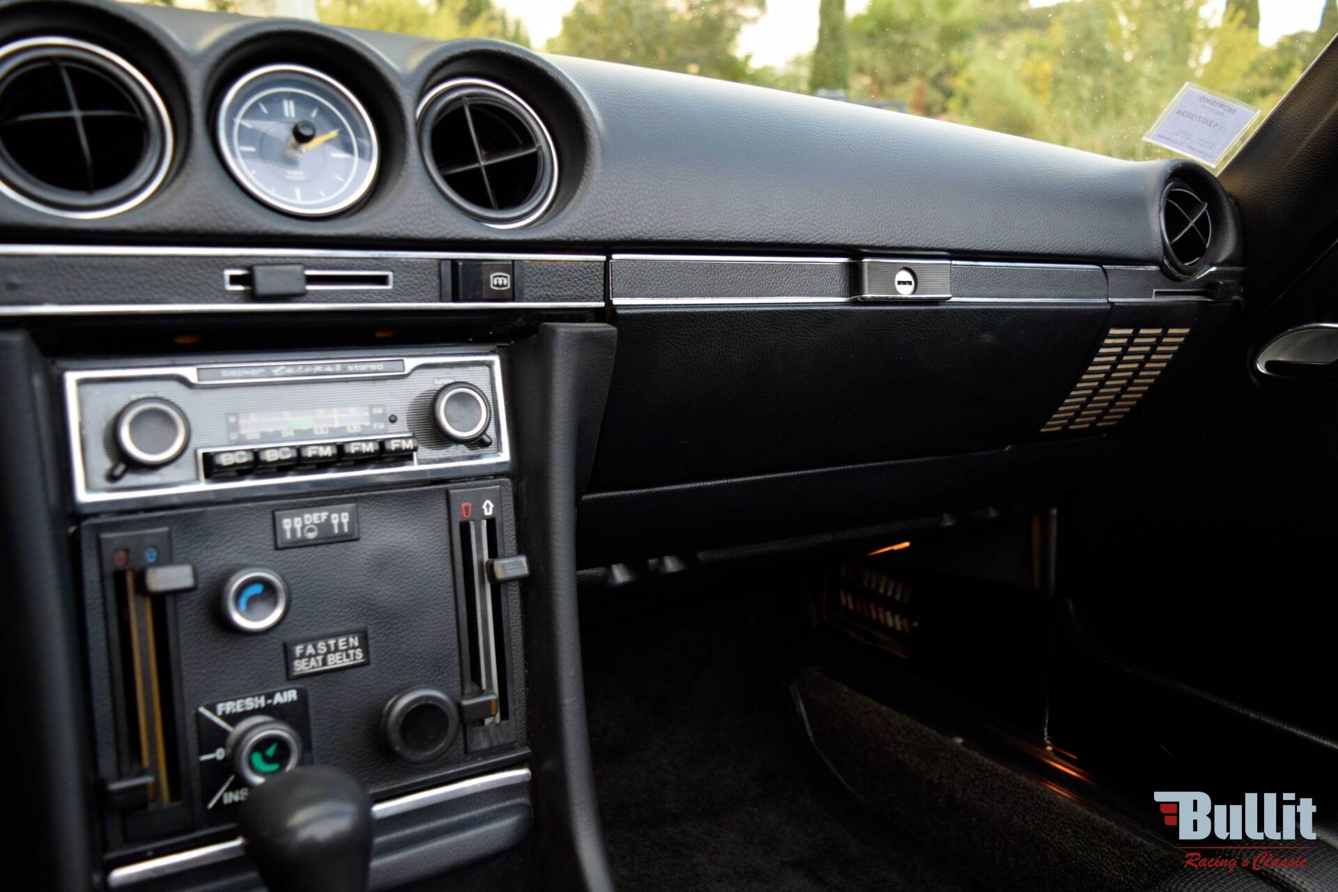 tableau de bord de MERCEDES 450SL ROUGE DE 1972