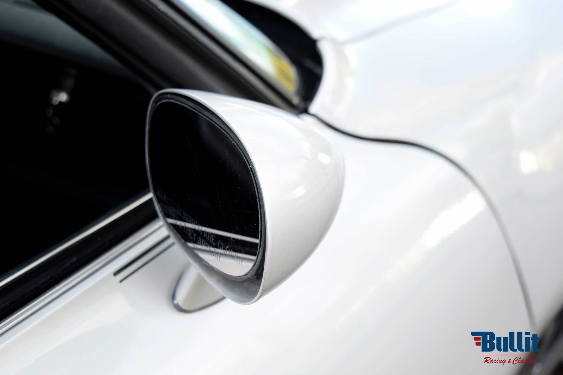 rétroviseur de Chevrolet Corvette C3 de 1982