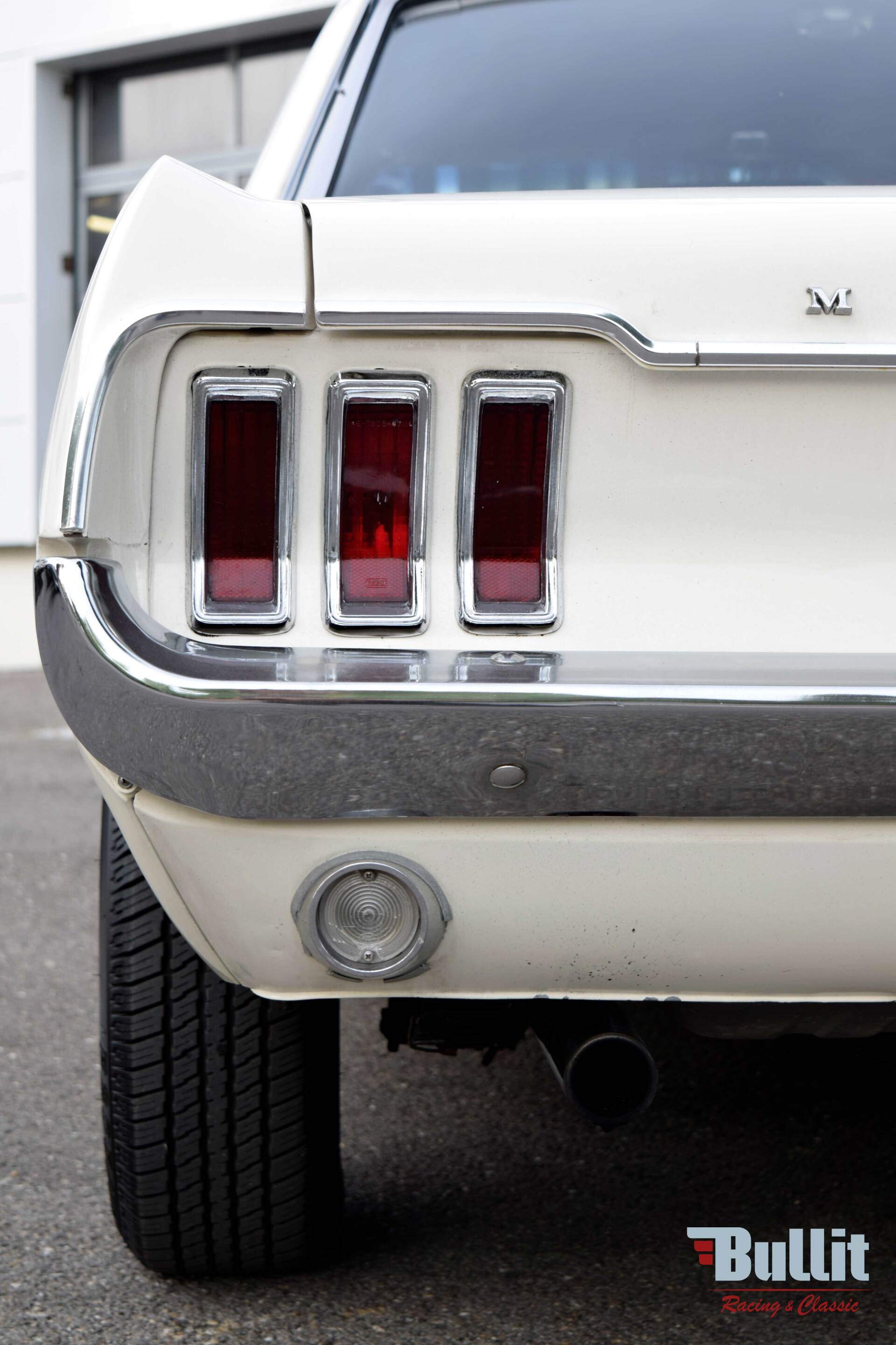 Feux Mustang coupé 289 de 1967 couleur Wimbledon White