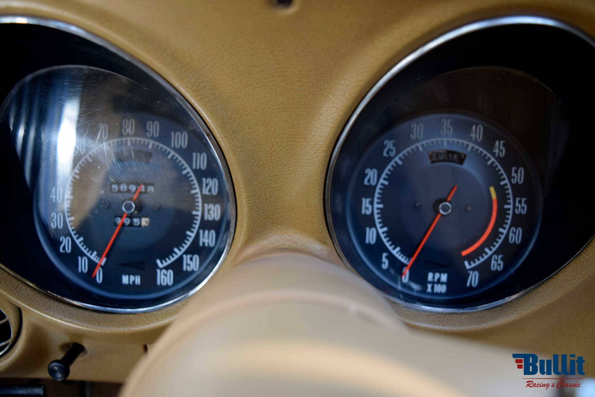 compteurs Chevrolet Corvette C3 Stingray cabriolet ELKHART GREEN de 1973