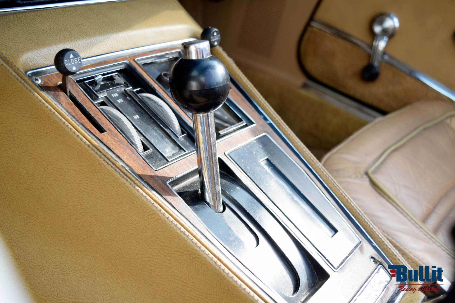 levier de vitesses Chevrolet Corvette C3 Stingray cabriolet ELKHART GREEN de 1973