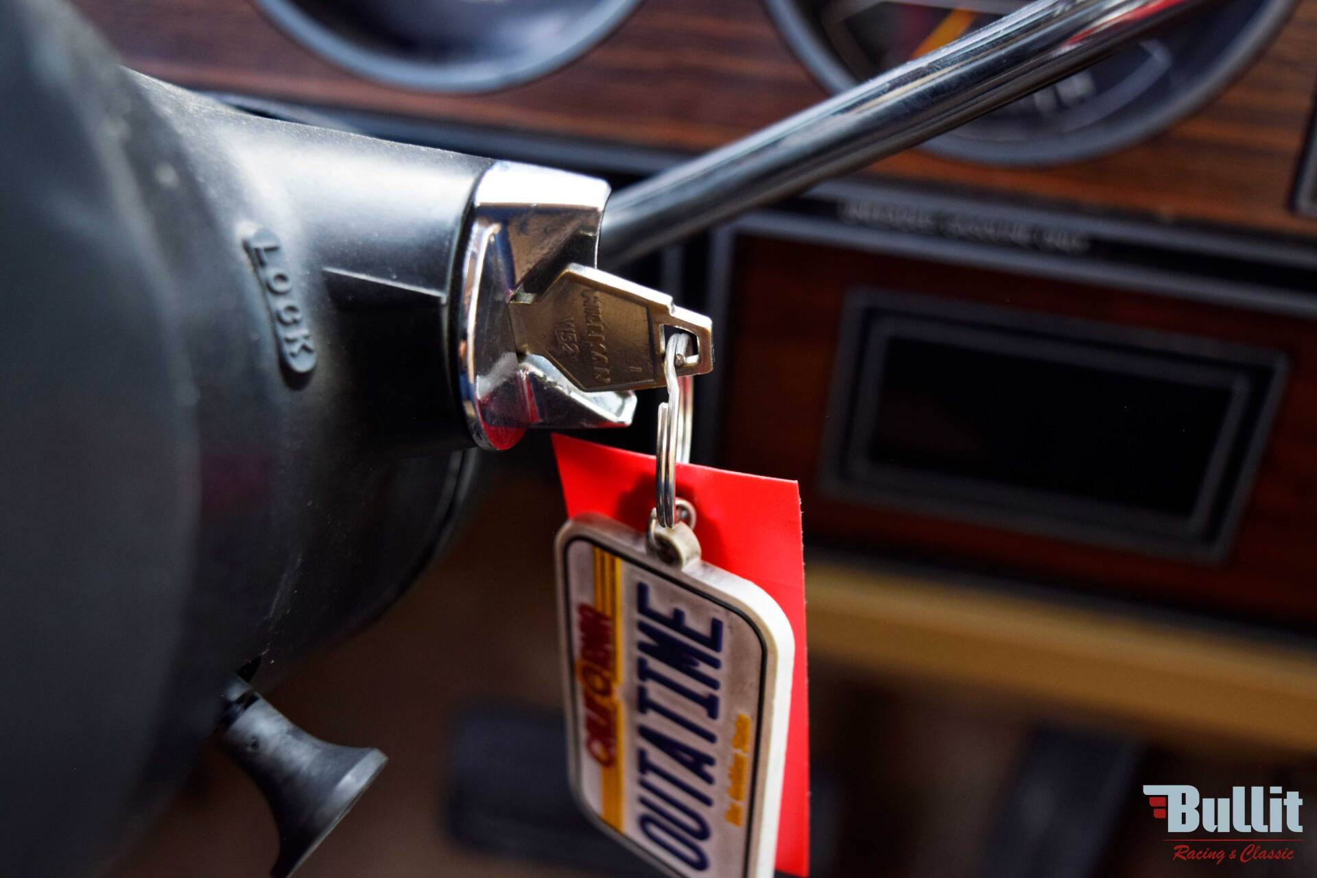 contact de DODGE RAMCHARGER gold/ivory 1986