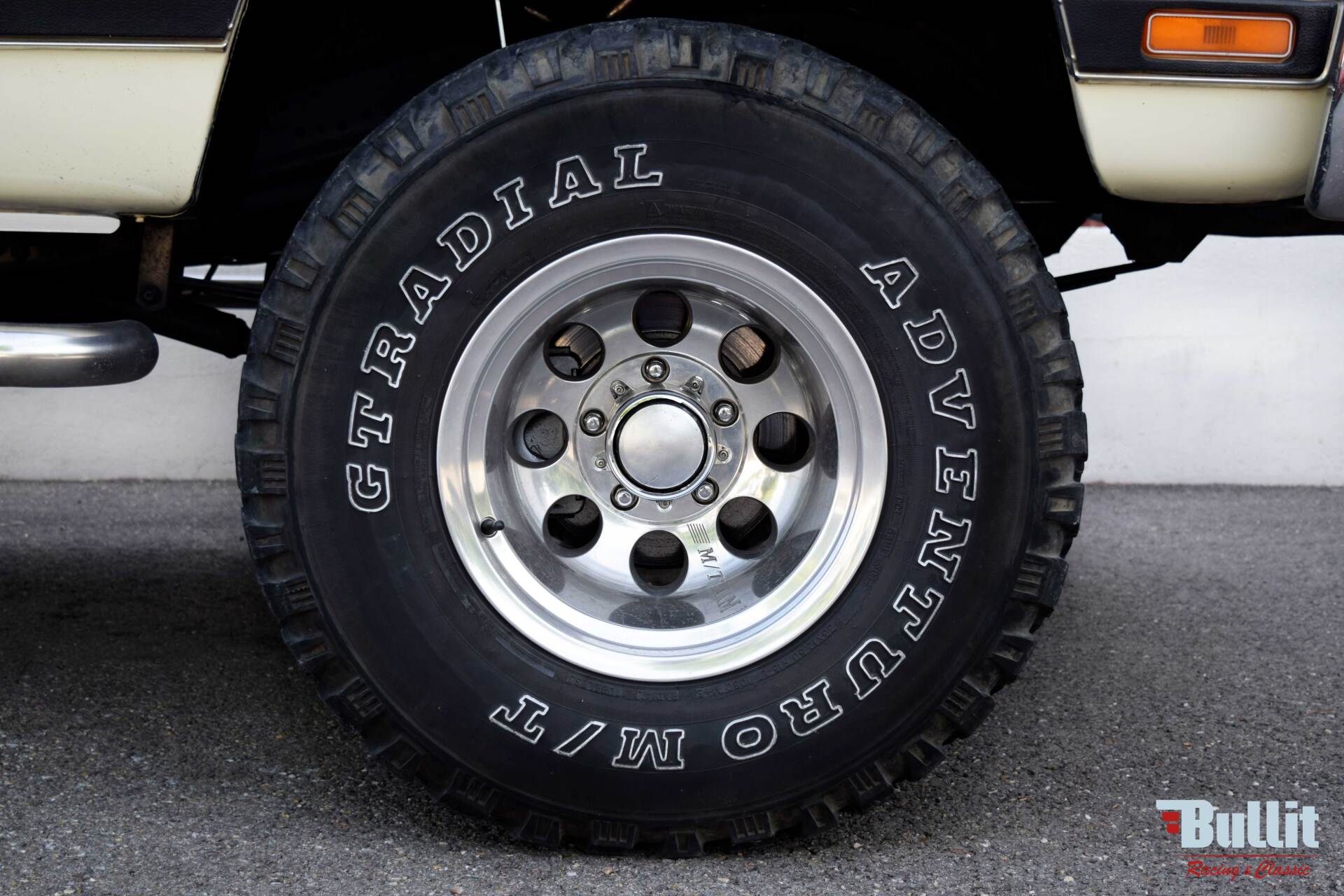 roue de DODGE RAMCHARGER gold/ivory 1986