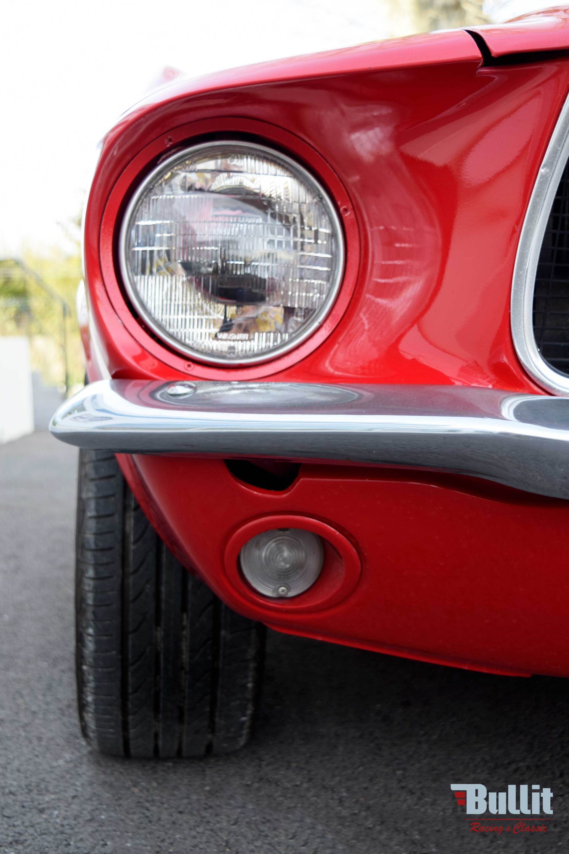 phare de Ford Mustang coupé 289 rouge de 1967