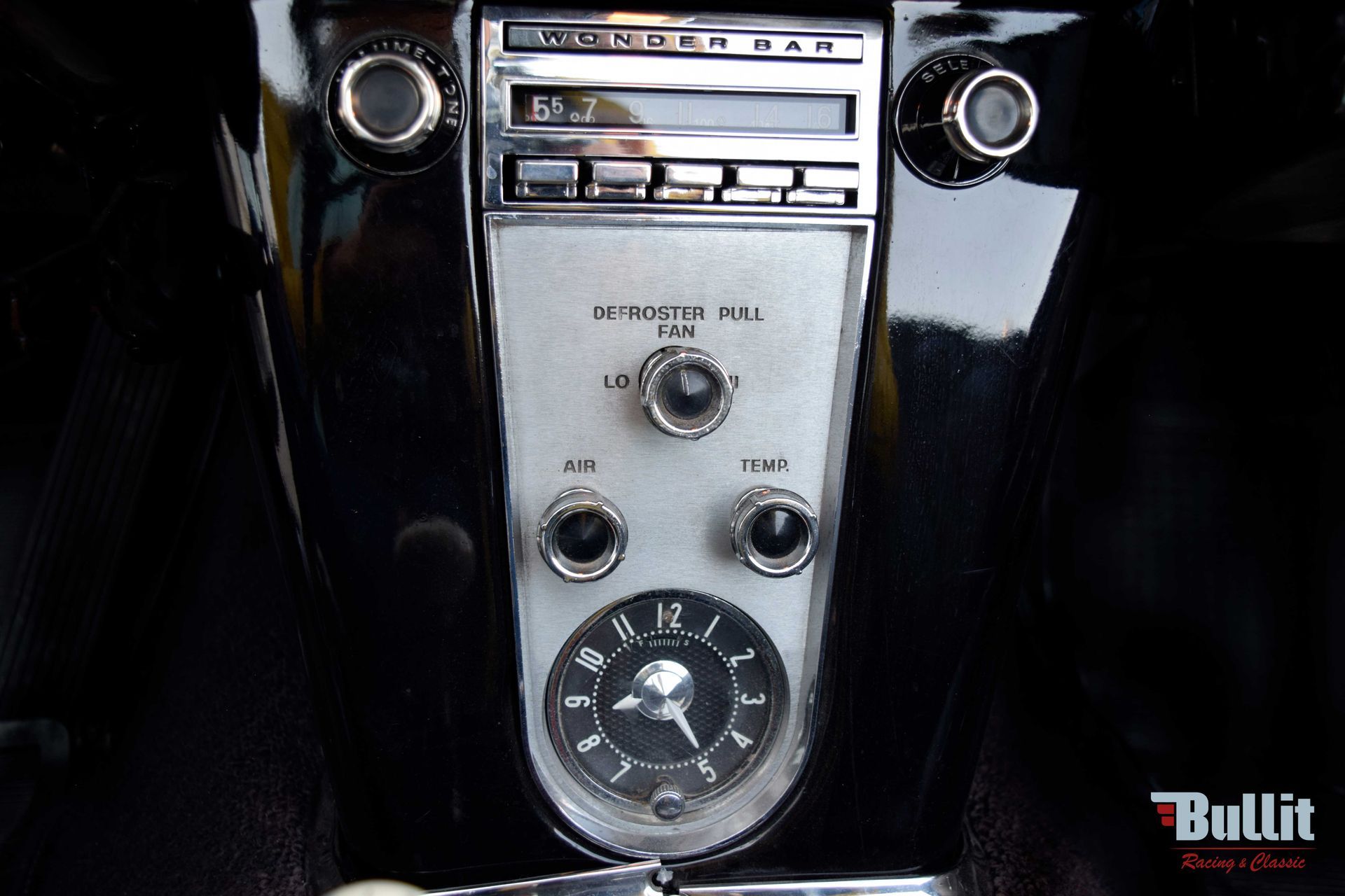 console de Chevrolet Corvette C1 de 1960