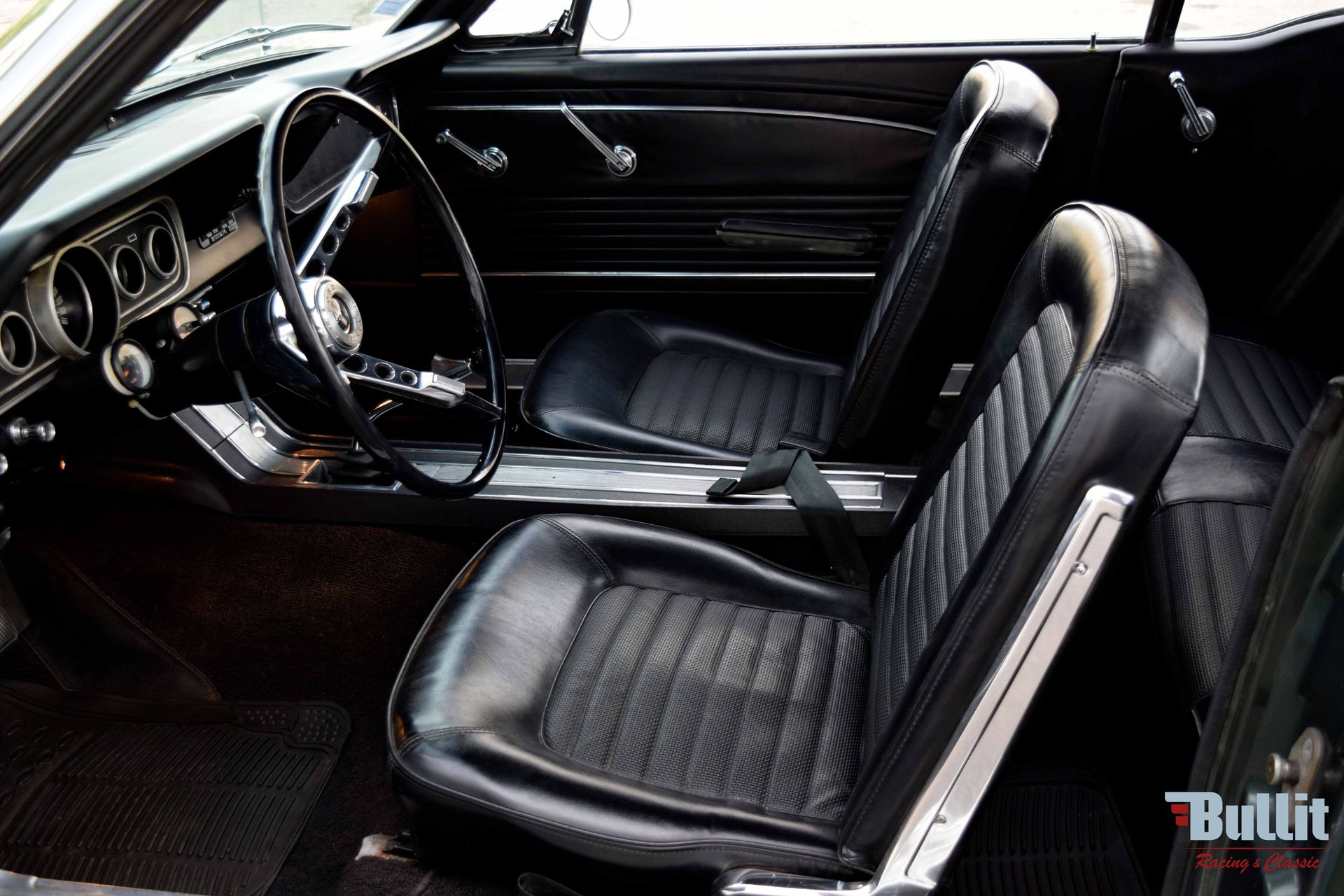 INTERIEUR FORD MUSTANG COUPE 1966