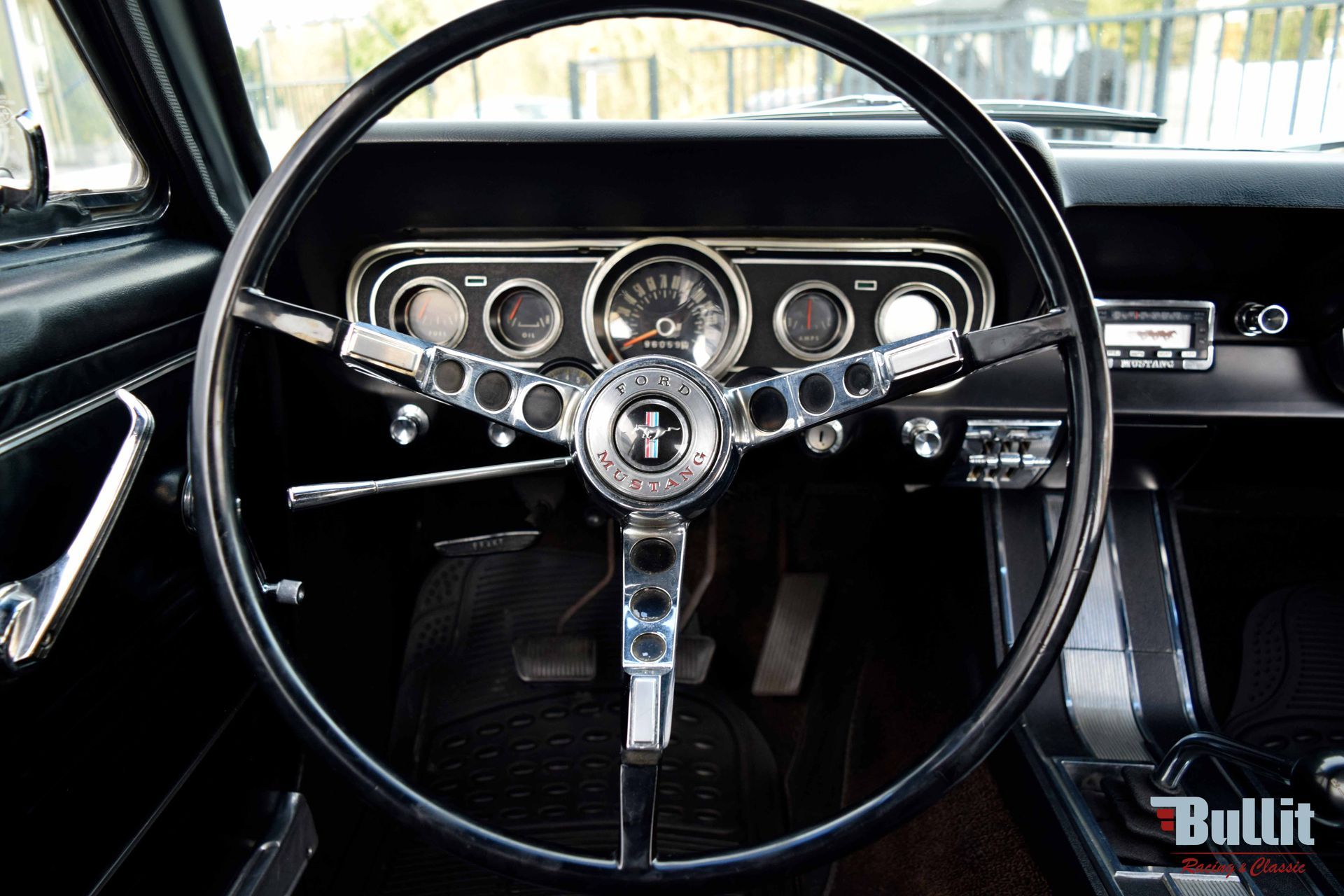 VOLANT FORD MUSTANG COUPE 1966