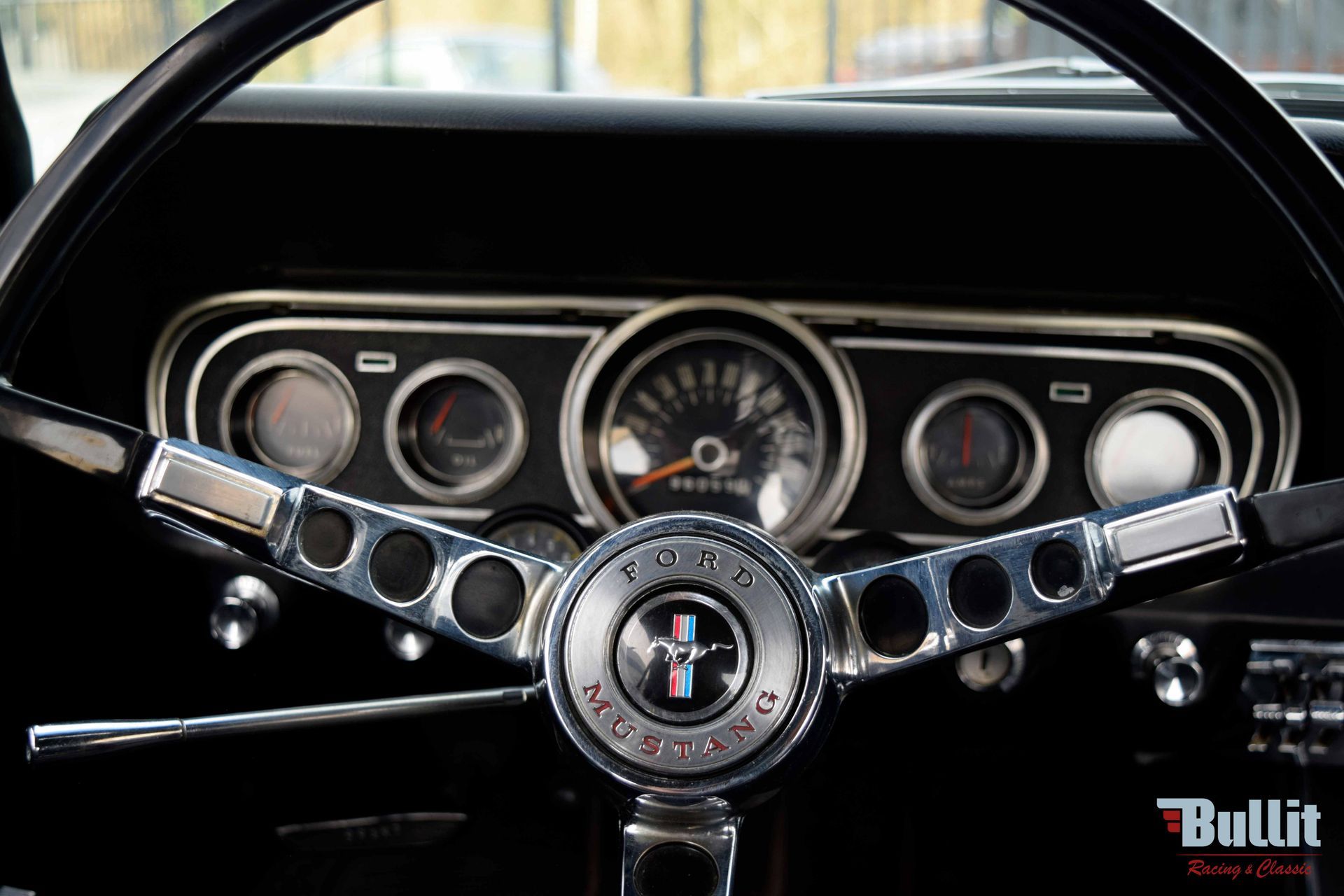 VOLANT FORD MUSTANG COUPE 1966