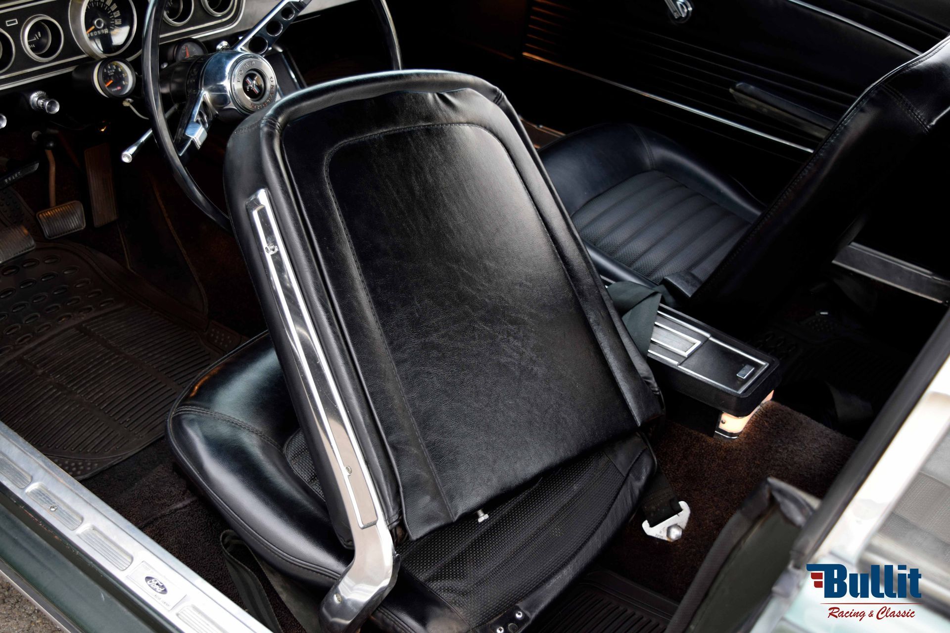 INTERIEUR FORD MUSTANG COUPE 1966