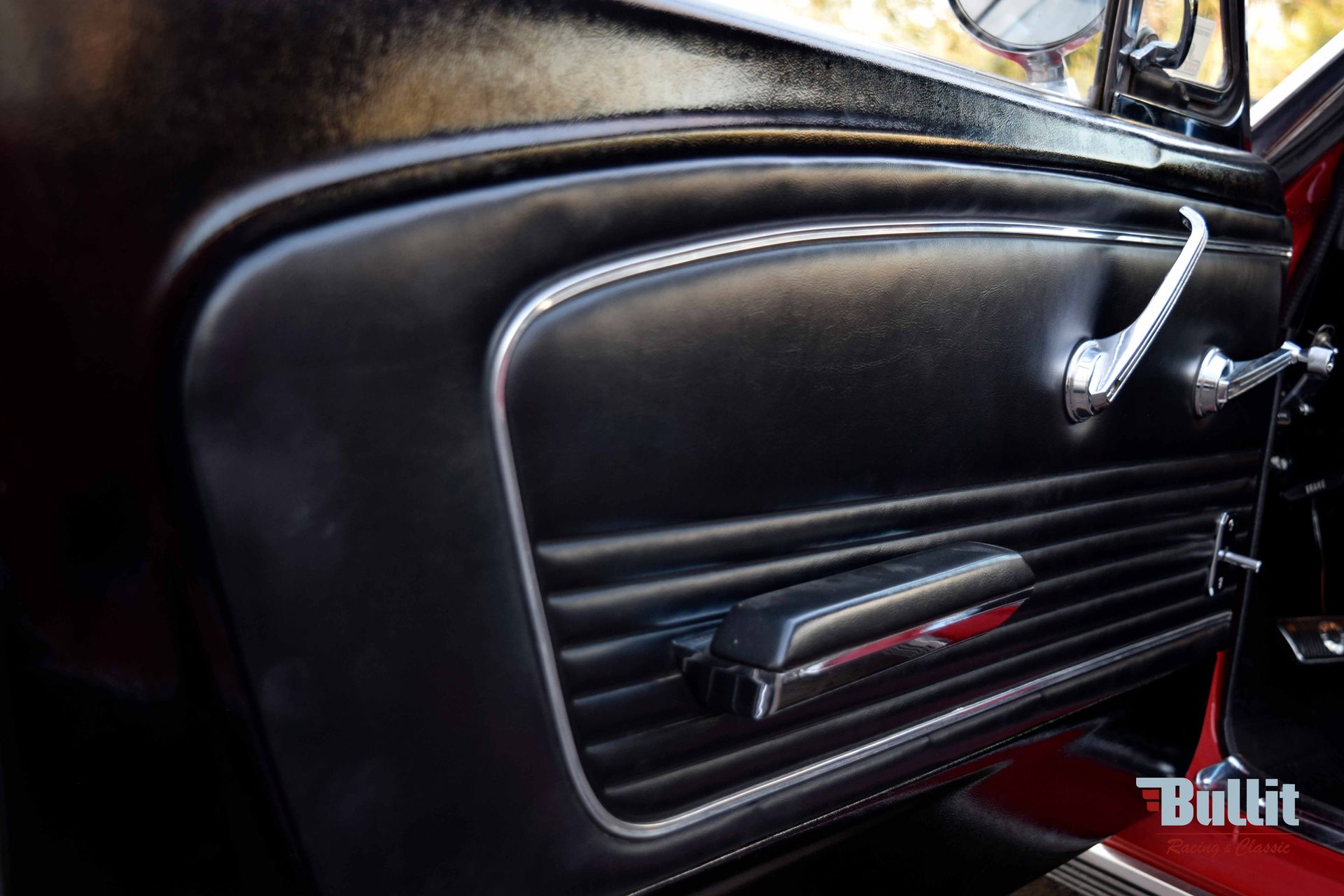 PORTIERE FORD MUSTANG CABRIOLET ROUGE DE 1966