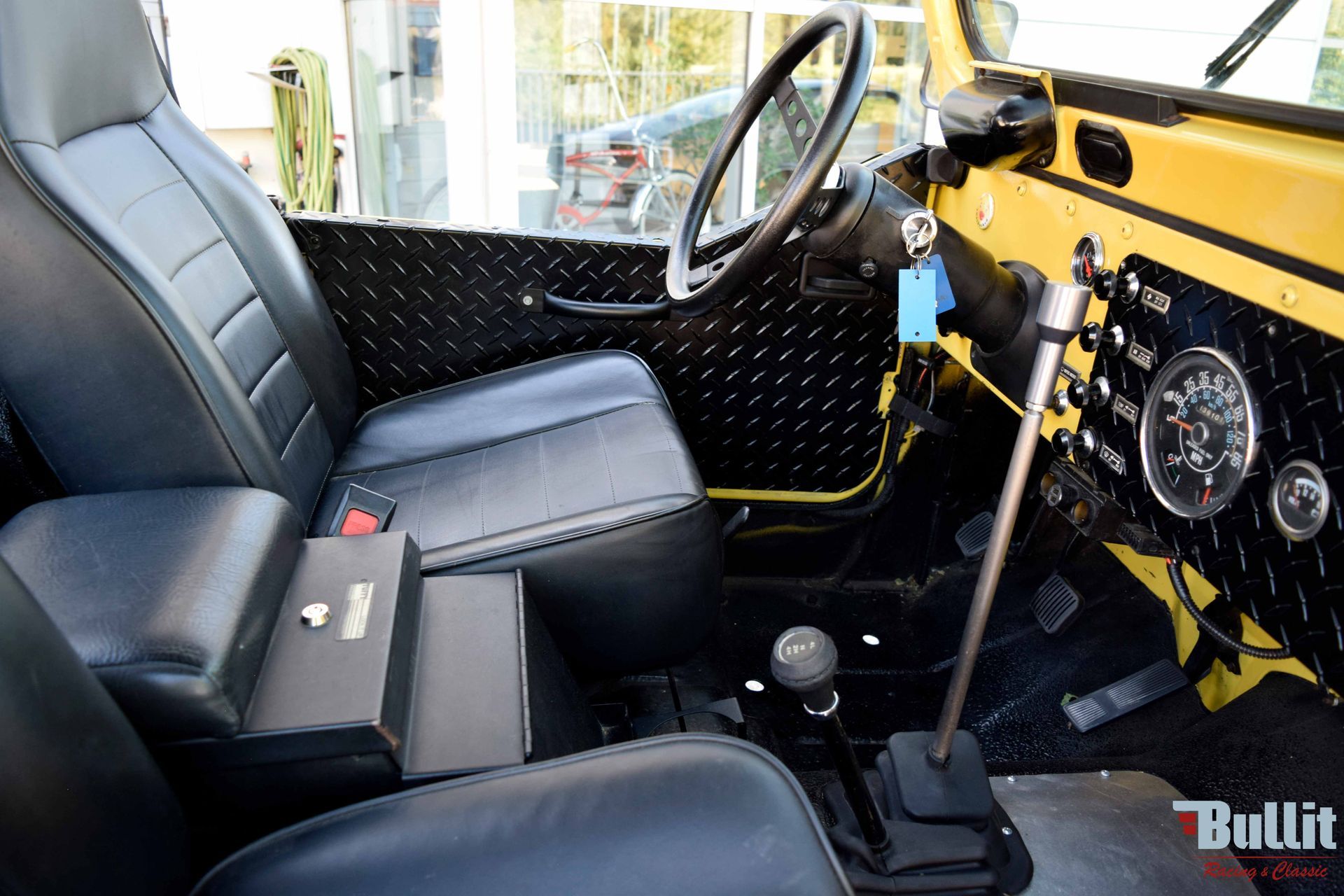 JEEP CJ7 jaune de1982 à vendre