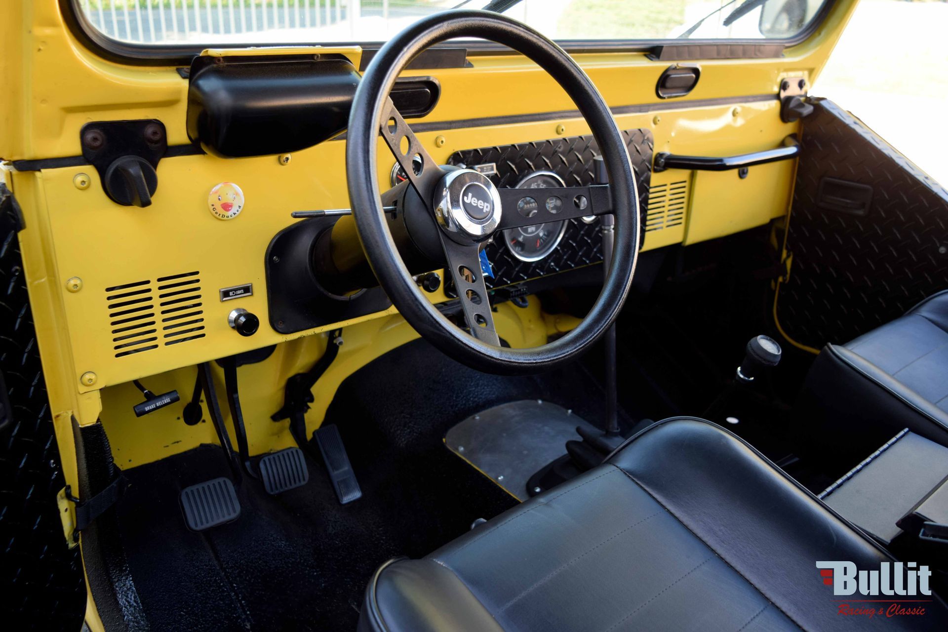 JEEP CJ7 jaune de1982 à vendre