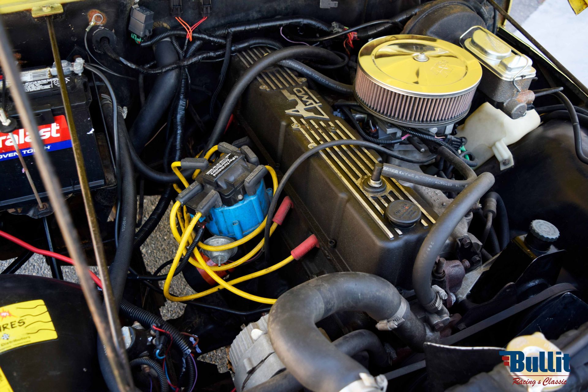moteur de JEEP CJ7 jaune de1982 à vendre