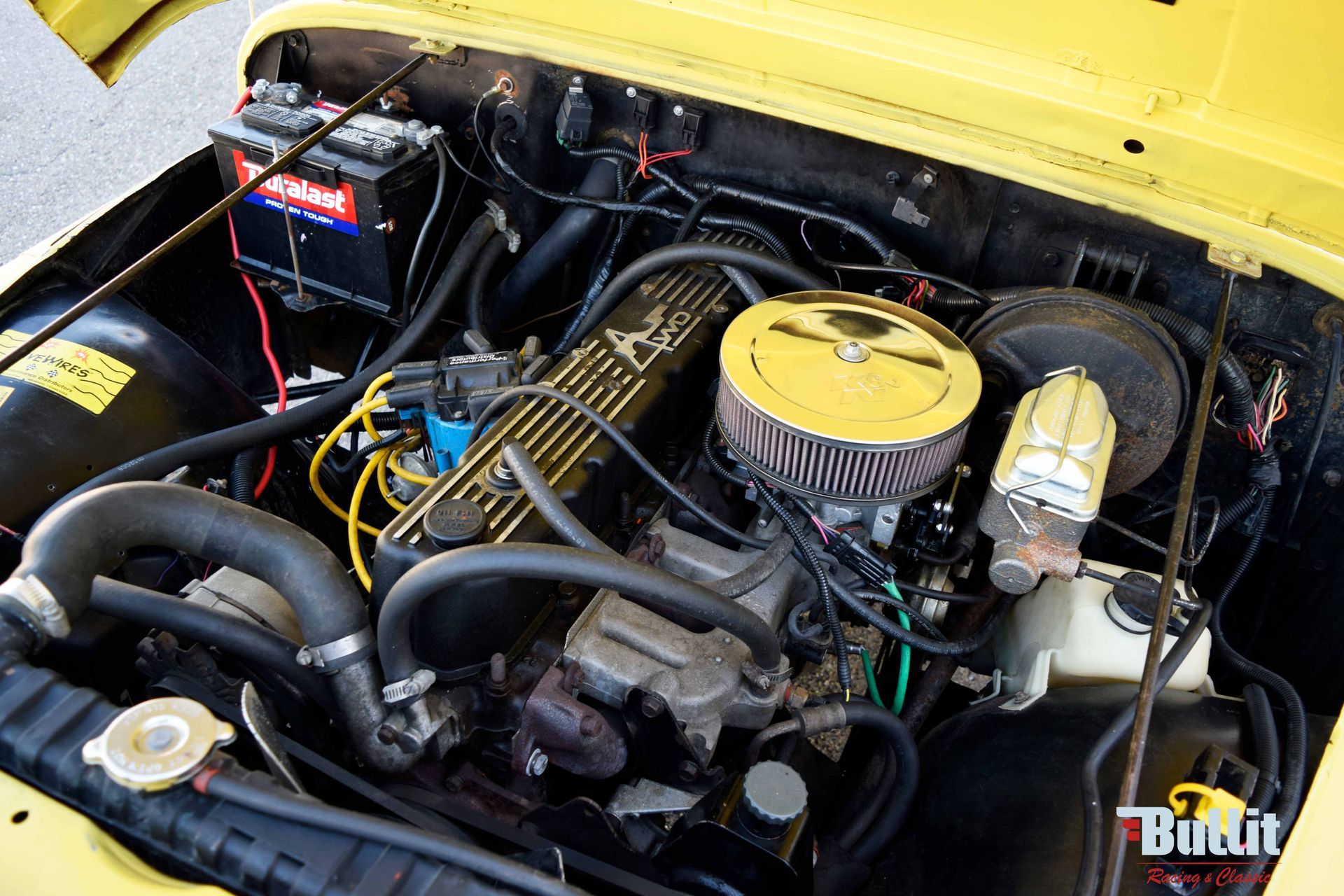 moteur de JEEP CJ7 jaune de1982 à vendre