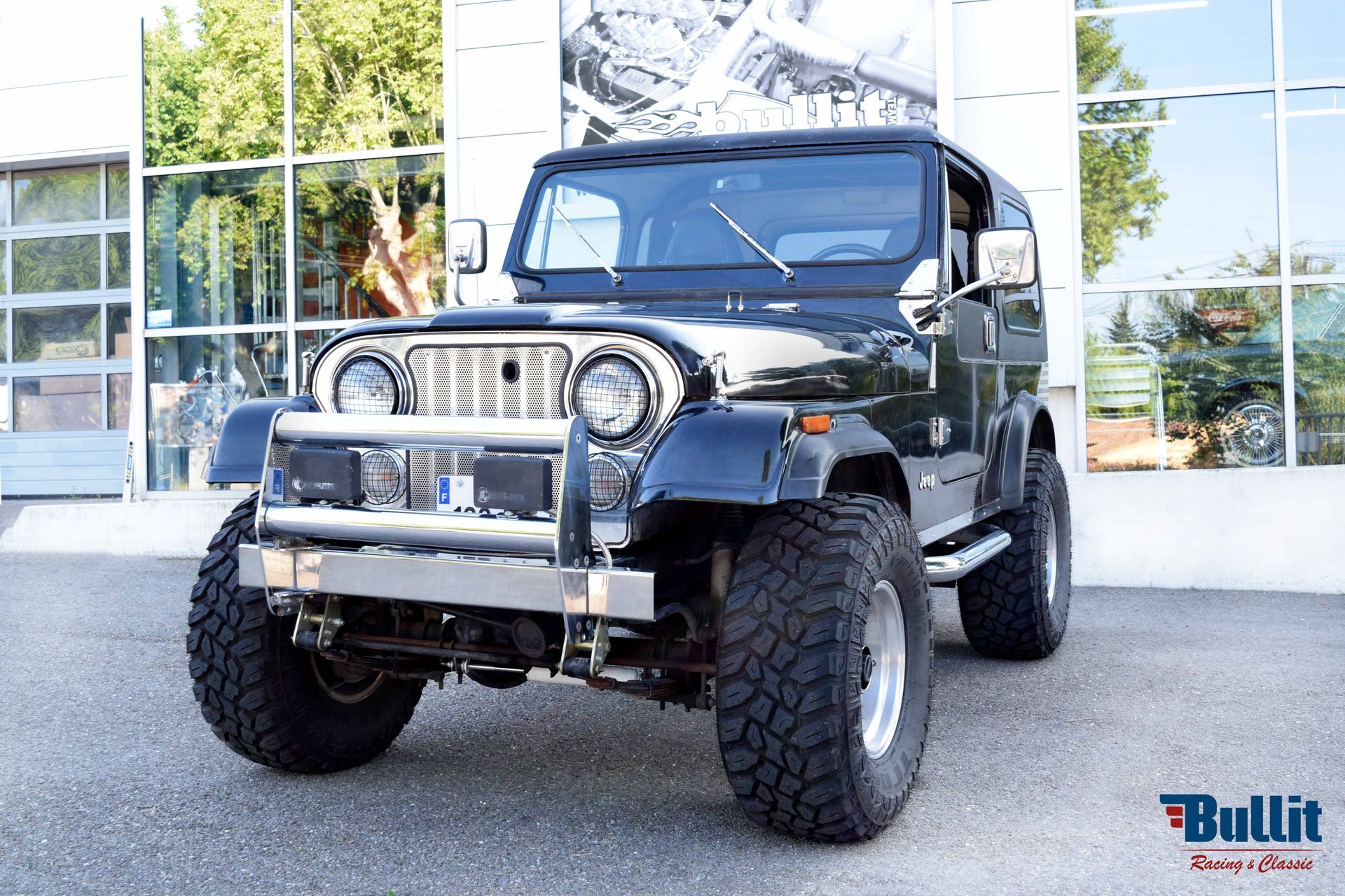 Jeep CJ7 noir WRANGLER de 1985 à la vente
