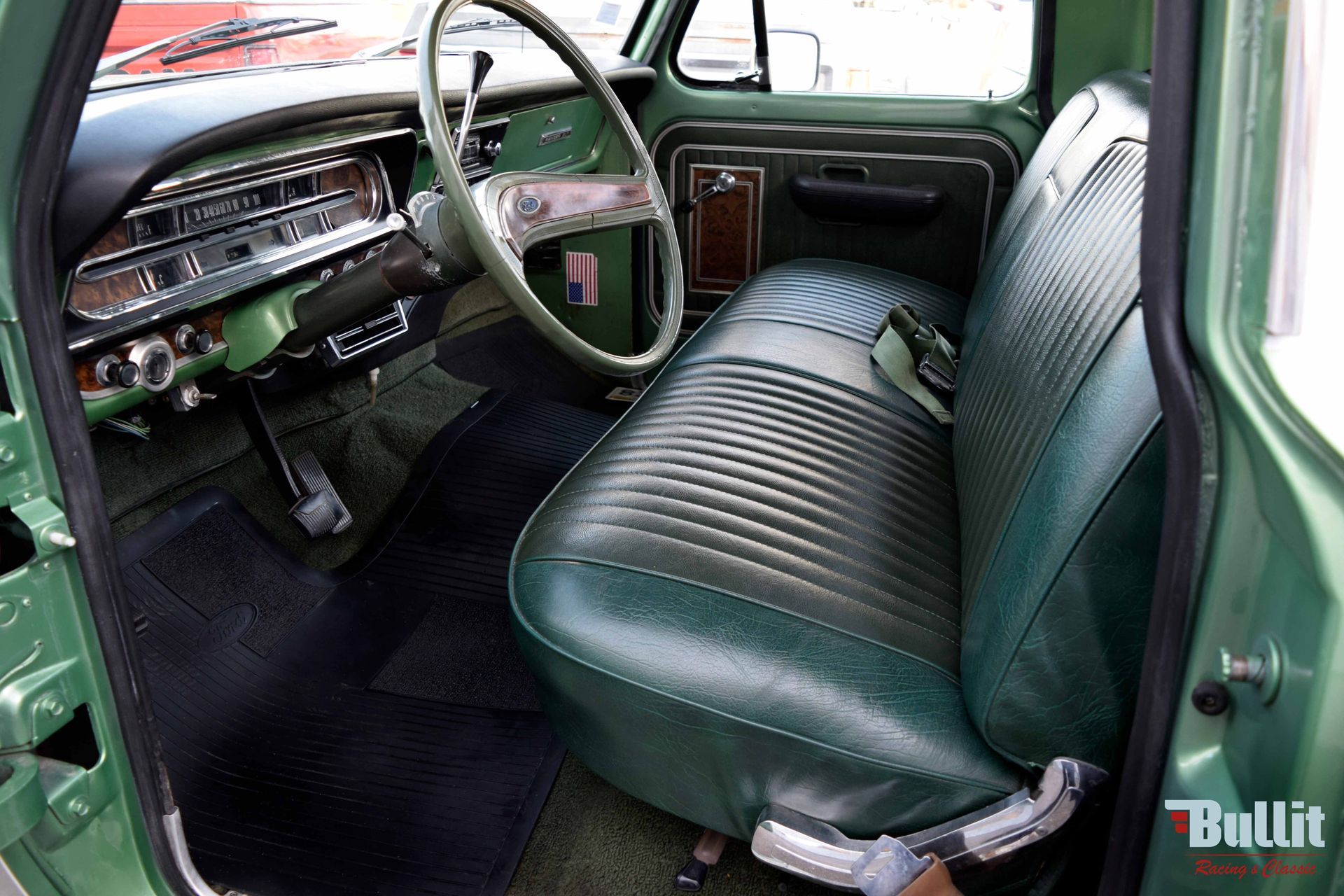 INTERIEUR FORD PICKUP F100 DE 1972