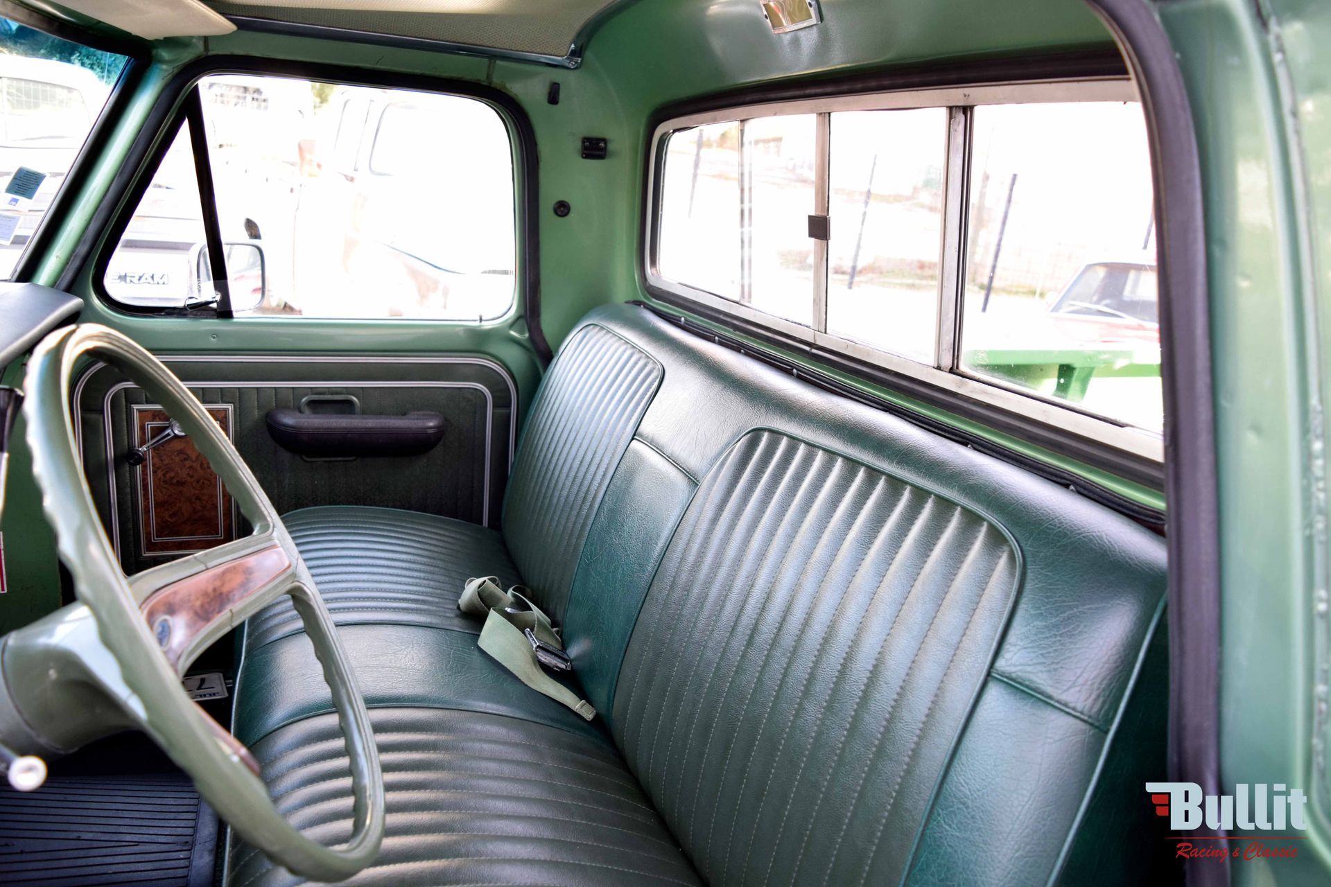 INTERIEUR FORD PICKUP F100 DE 1972