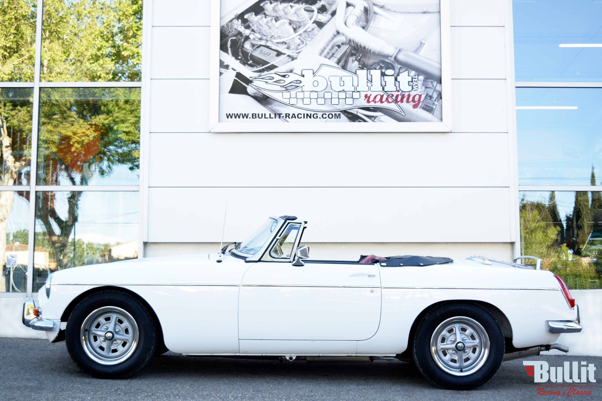 MGB roadster blanc 1978 A VENDRE