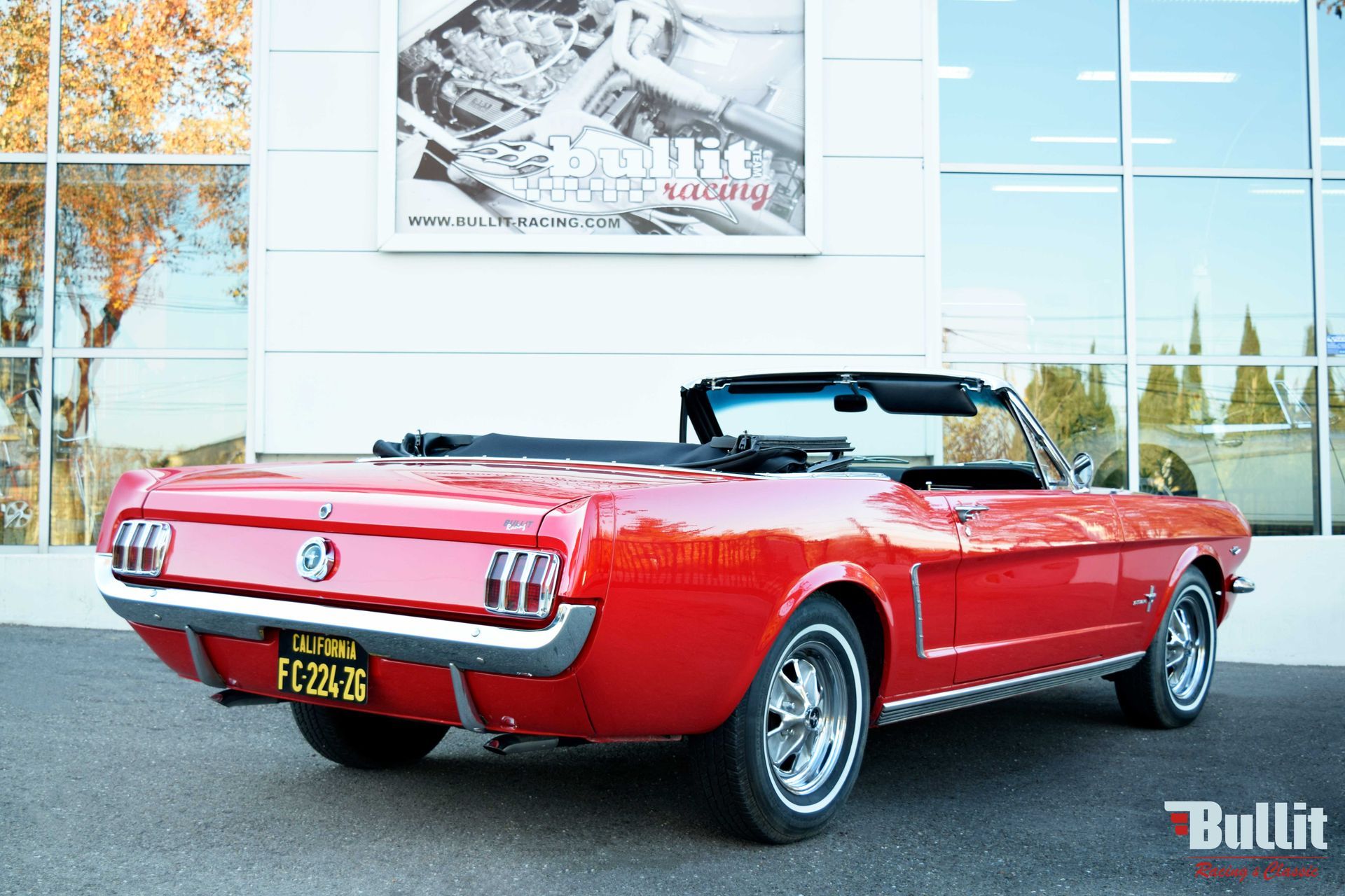 FORD MUSTANG CABRIOLET 1965 ROUGE