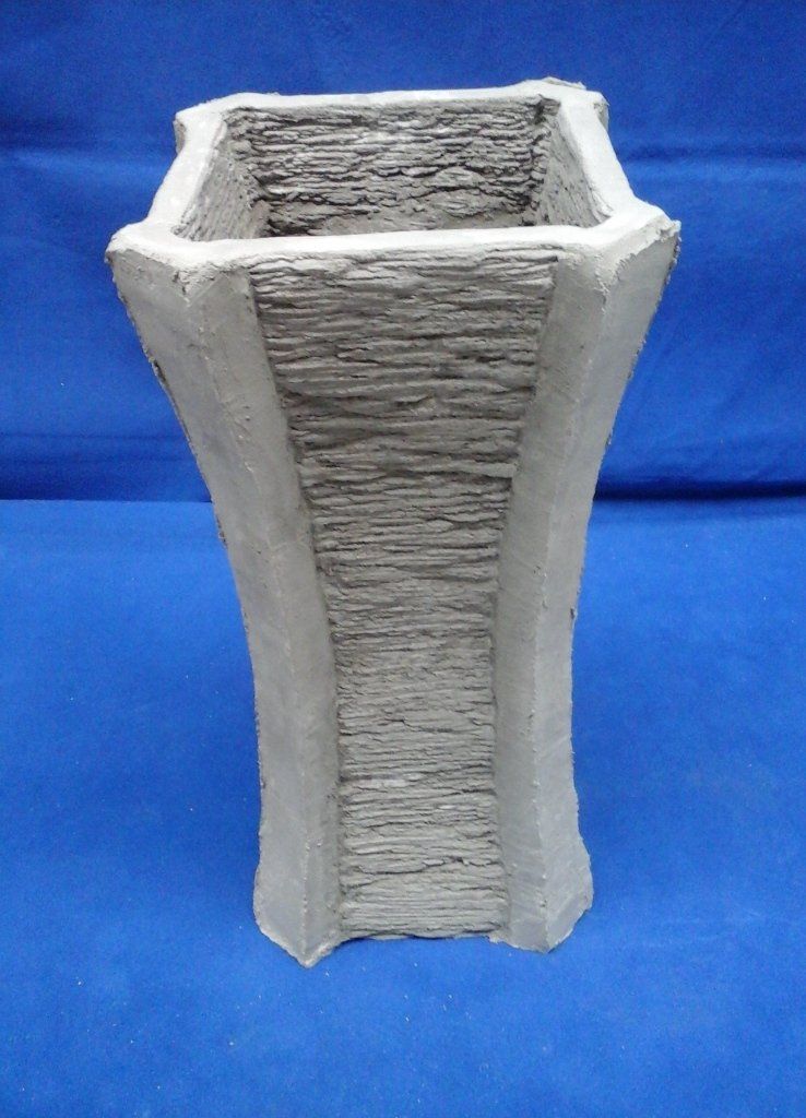 Vase Invictus carré C1 gris Vase en béton gris