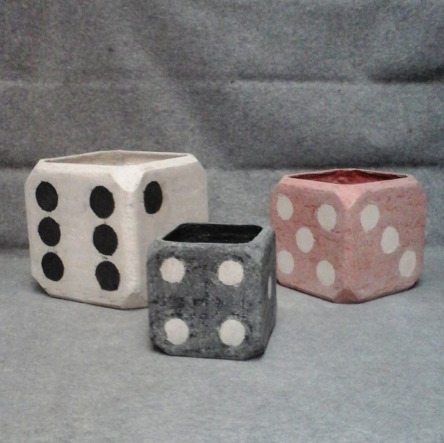 Colored dices Concrete dices, colored 3d printed pots
