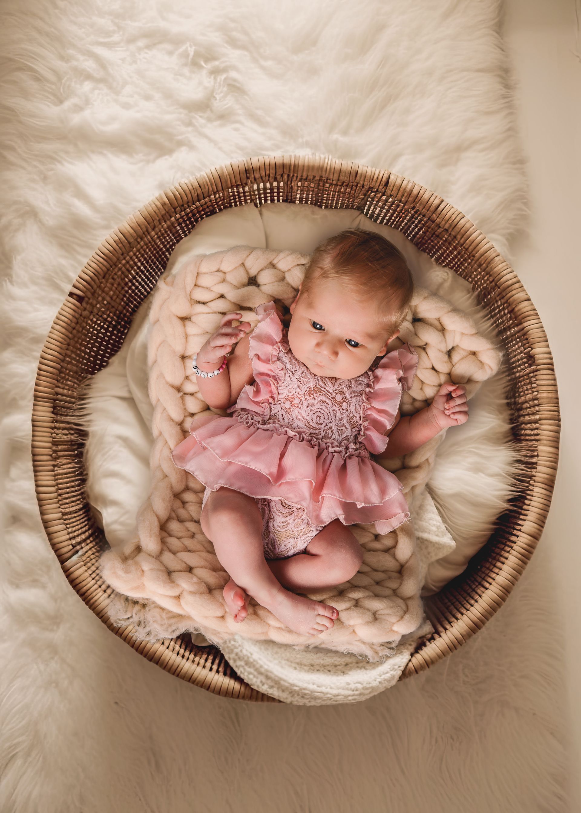 Anja Jekel Moderne Newbornfotos in Unterfranken Werneck Schweinfurt Volkach, Bamberg Würzburg