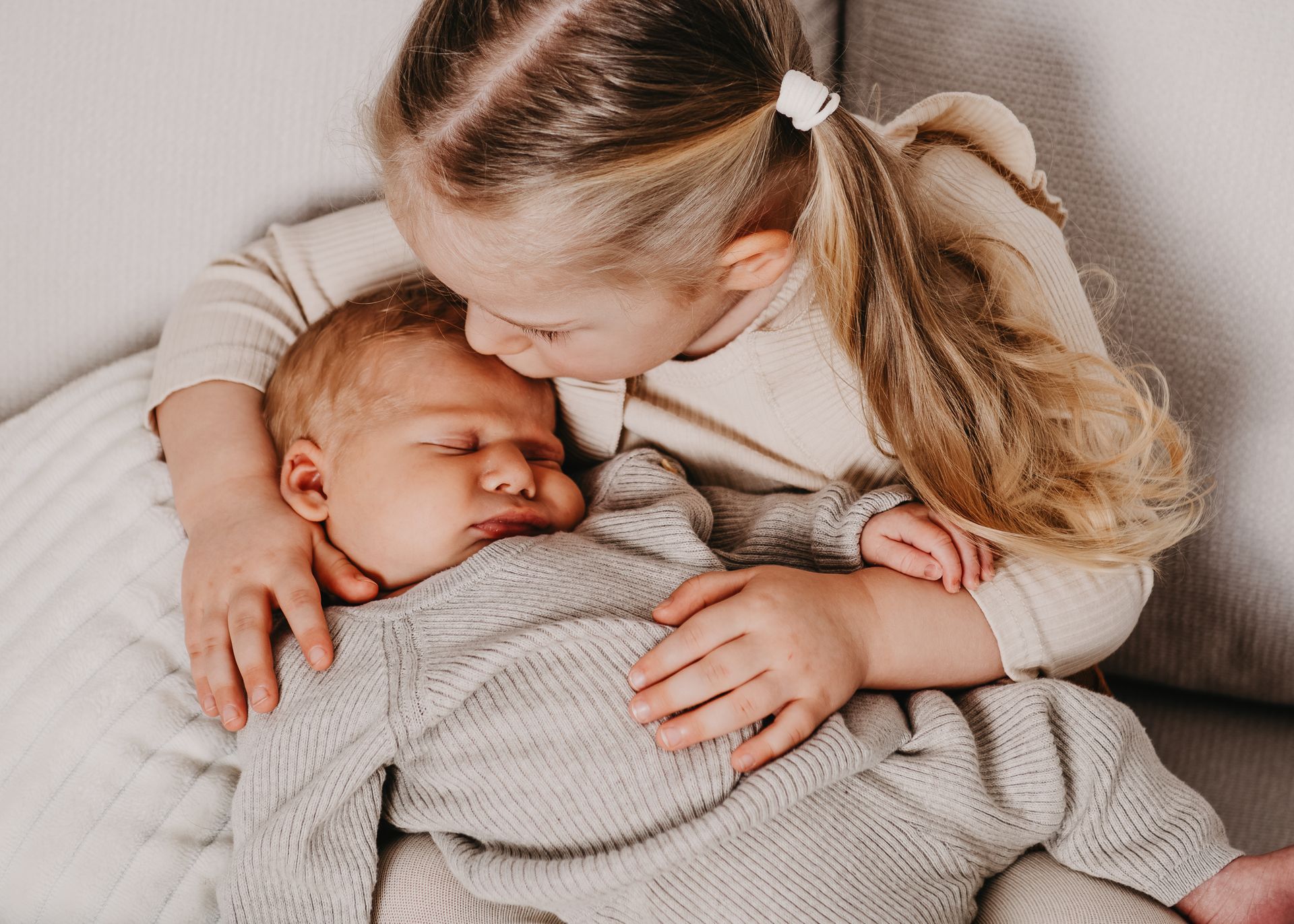 Anja Jekel Moderne Newbornfotos in Unterfranken Werneck Schweinfurt Volkach, Bamberg Würzburg Boho Babybilder