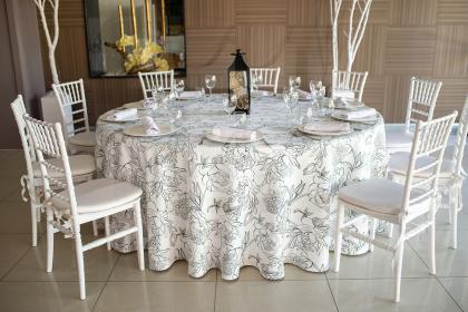 Mantelería lisa o estampada