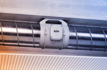 Lüftungsrohre einer Lüftungsanlage Lüftungsrohre in einem Luftkanalnetz eines Industriebetriebs