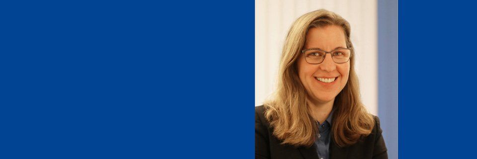 Bild von Yvonne Bös mit Worten: Mit uns Steuern verstehen.