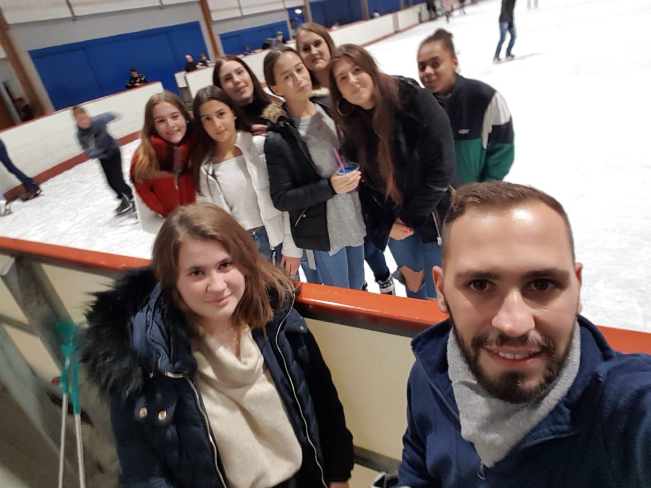 B-Mädchen im Kino B-Mädchen im Kino