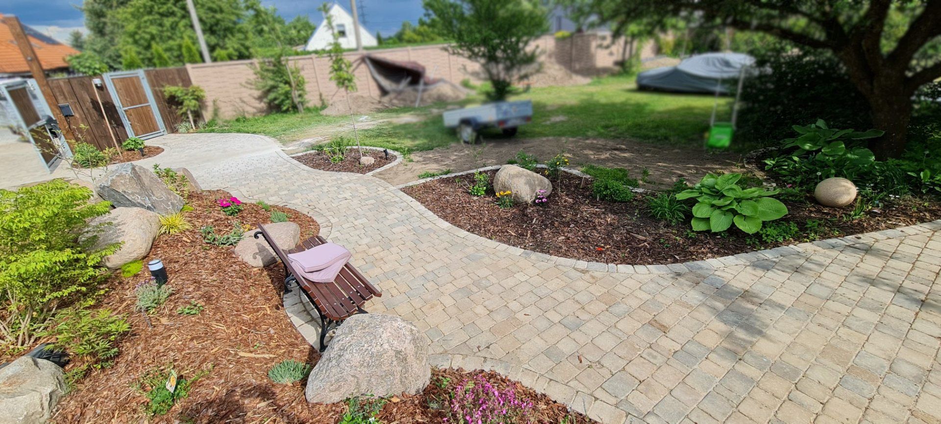 Skandi Garden - Garten- und Landschaftsbau, gepflasterter Weg