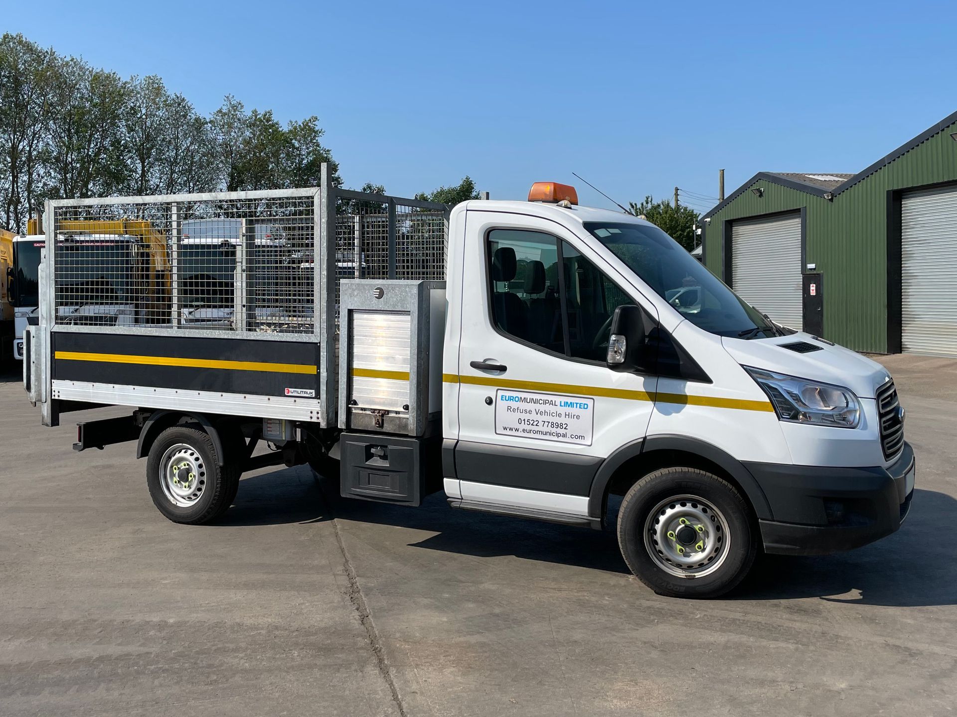 18 tonne Dennis refuse hire vehicle