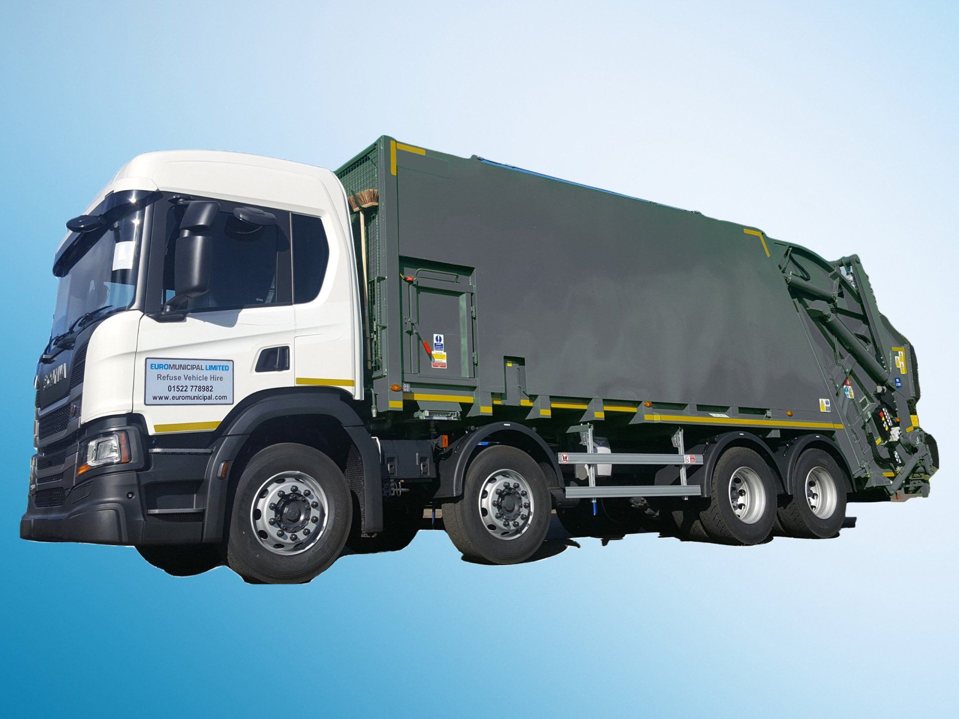 32 tonne 8x4 Dennis municipal hire vehicle