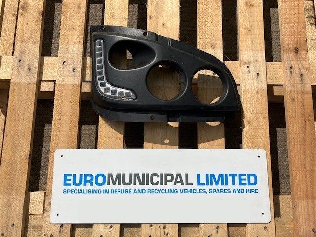 Dennis Elite Euro 6 Headlight Bezel