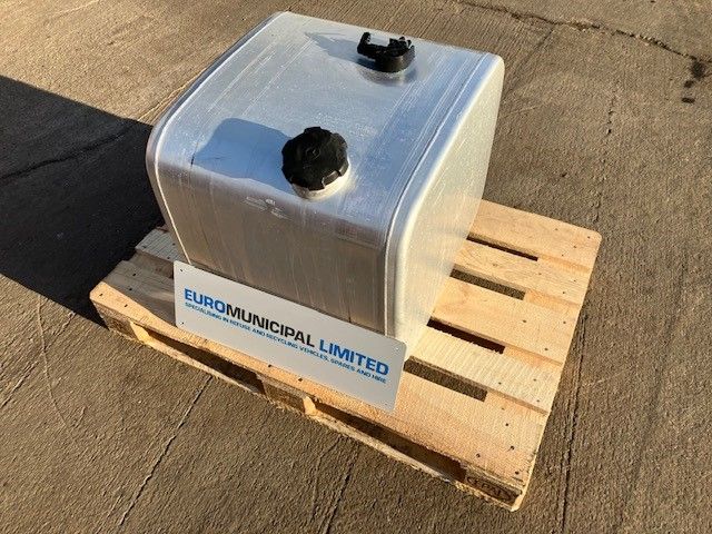 Mercedes Econic fuel tank