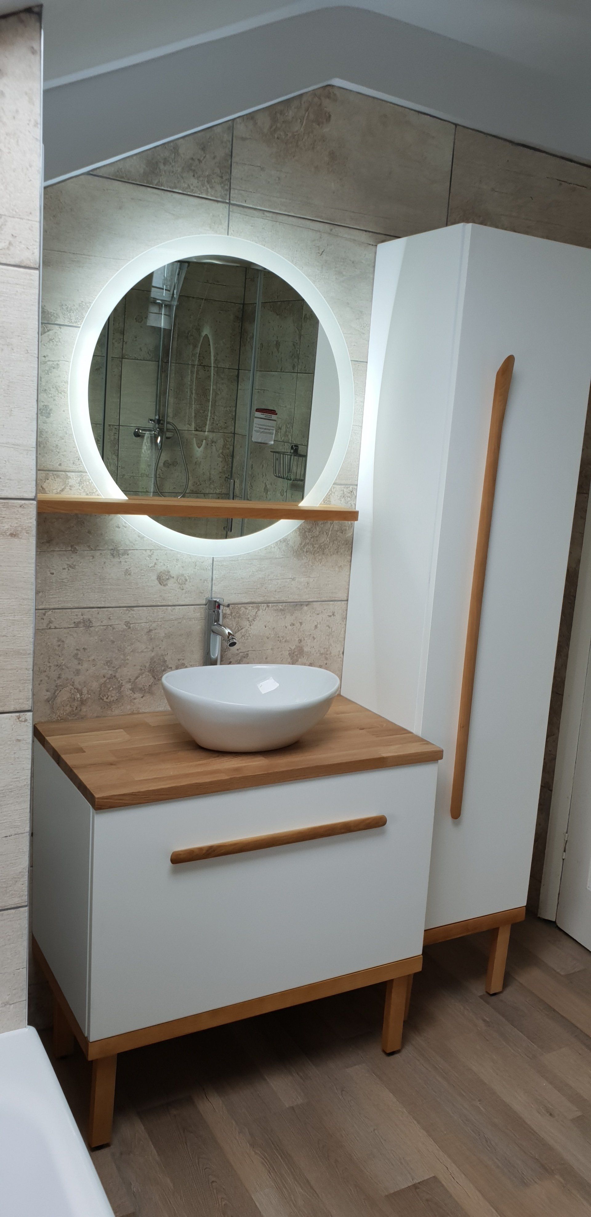 builder hampton, builder twickenham, carpenter hampton, kitchen fitter, bathroom installer,feltham sunbury, surrey