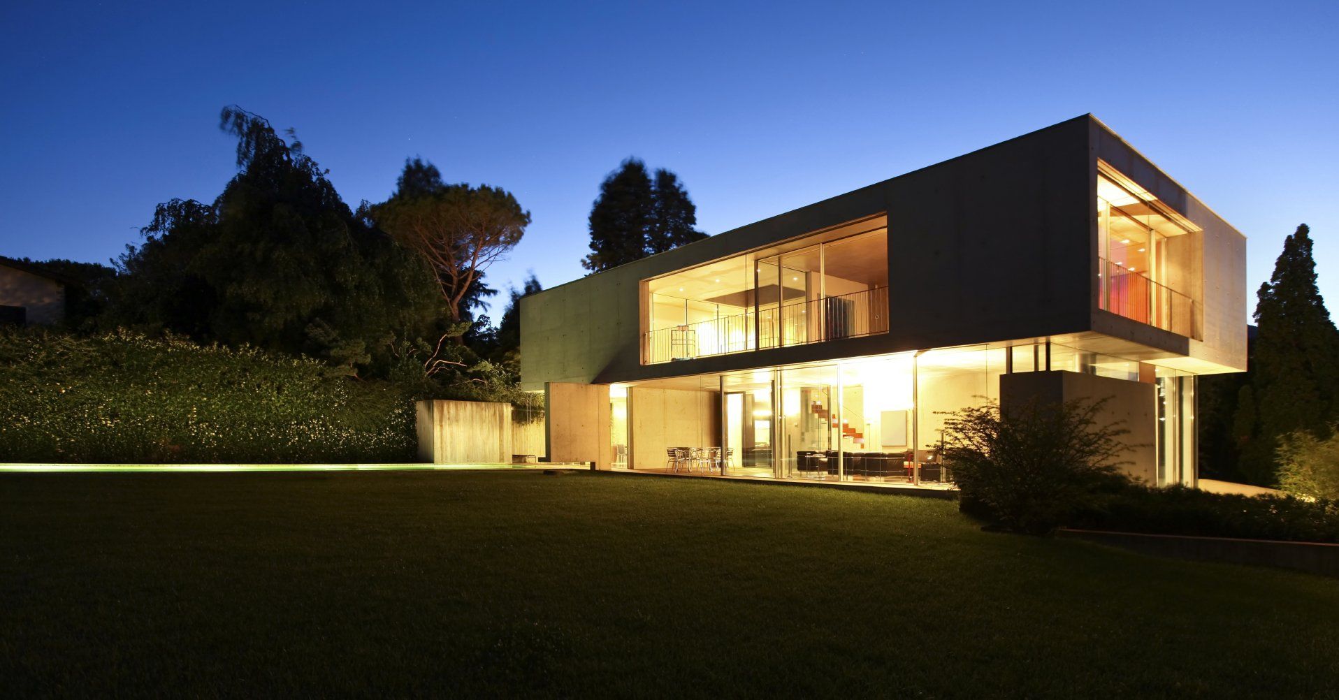 Best building company in Windsor for modern and sleek extensions and outbuildings.